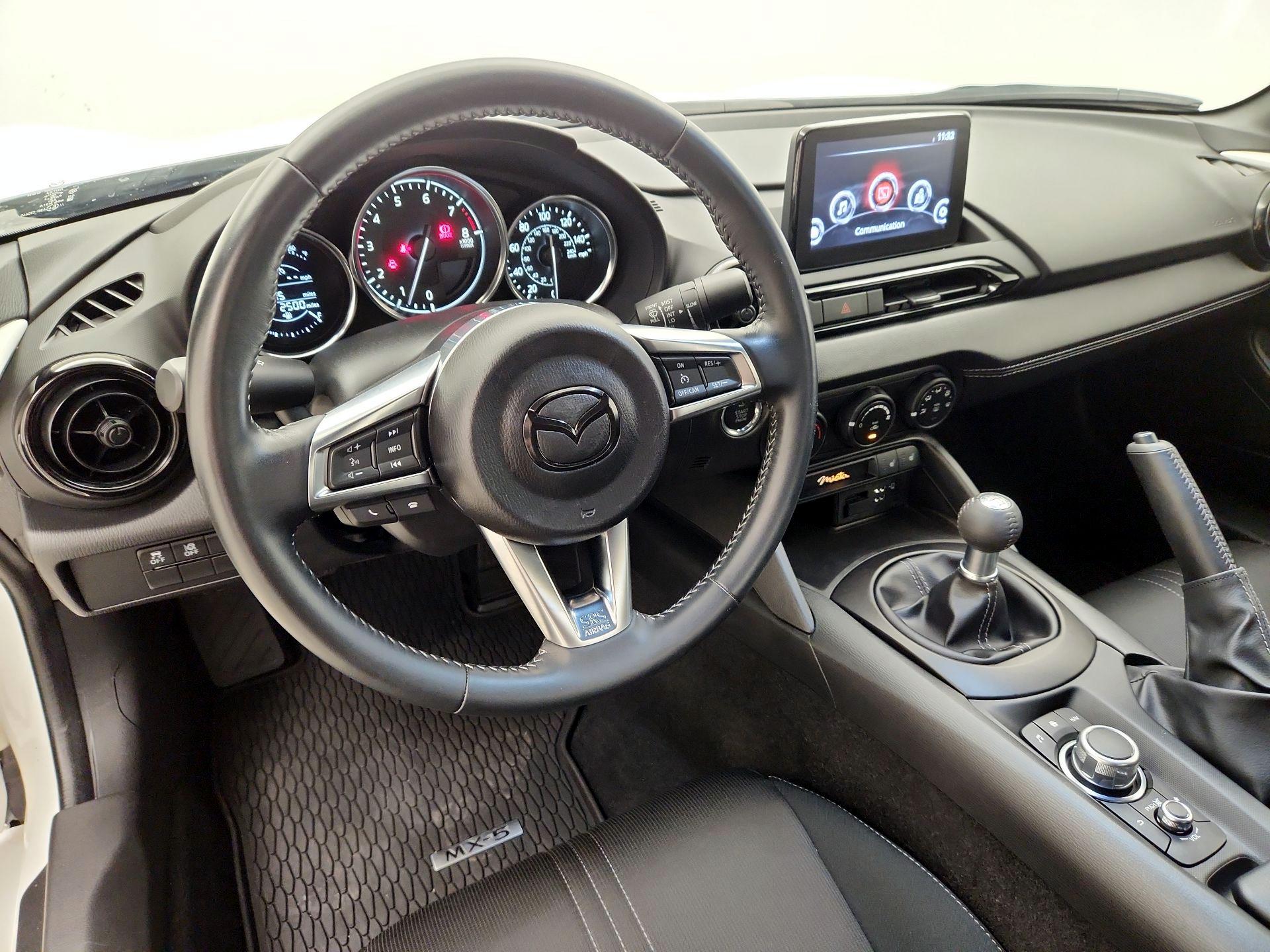 Thumbnail: 2023 Mazda MX-5 Miata - 9