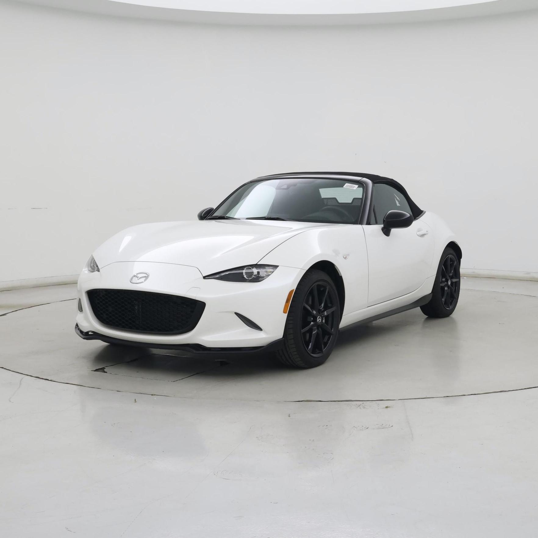 Thumbnail: 2023 Mazda MX-5 Miata - 4