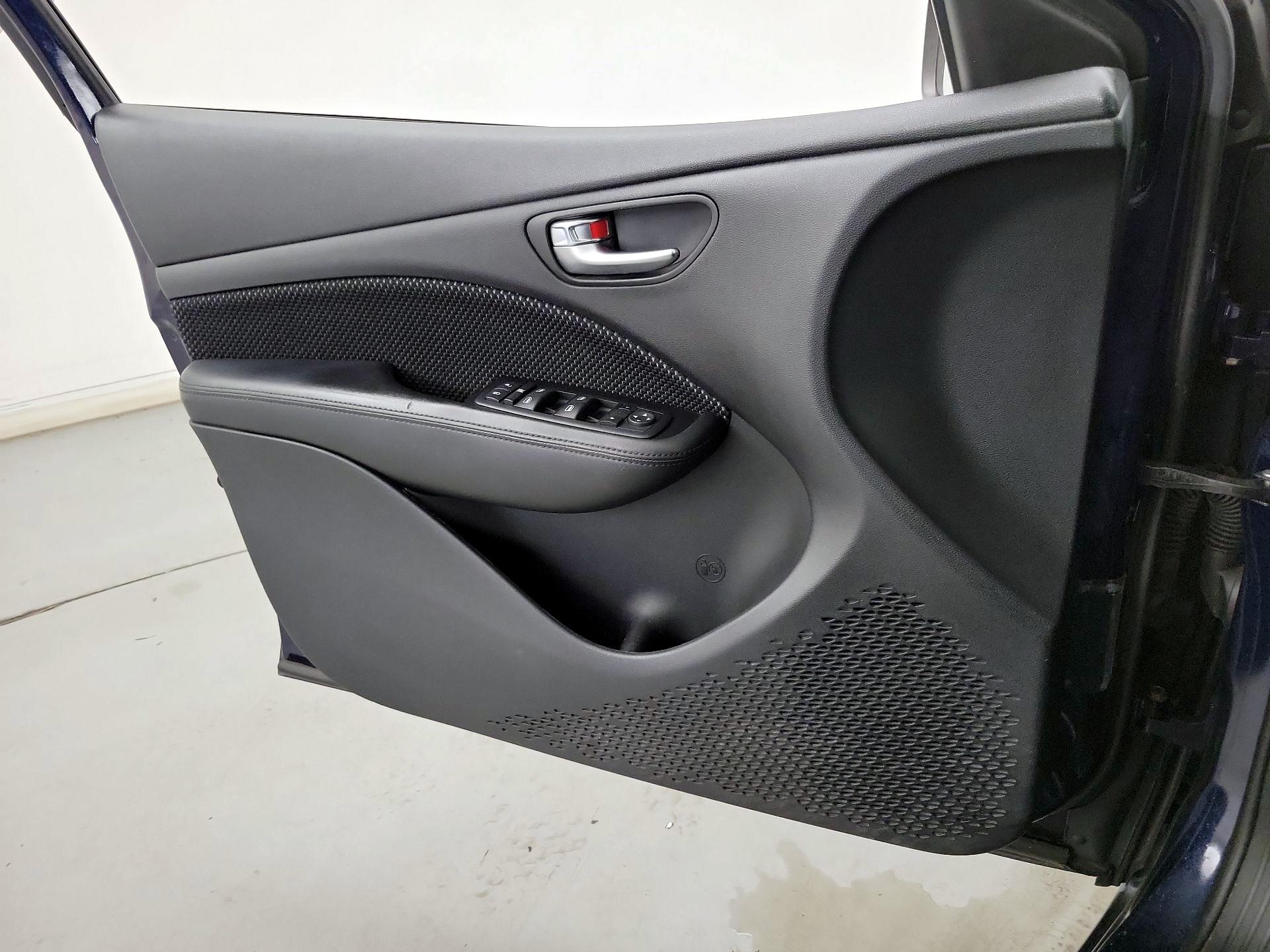 Thumbnail: 2015 Dodge Dart - 12