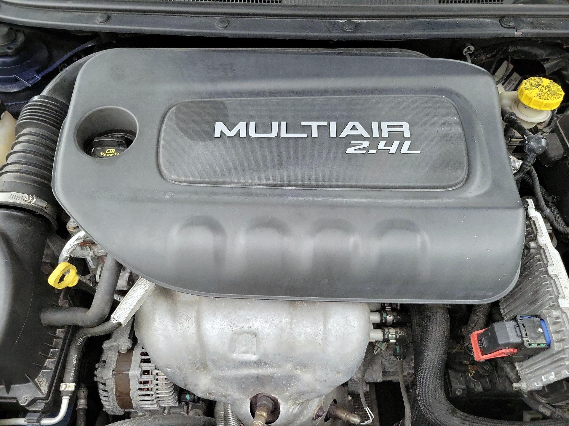 Thumbnail: 2015 Dodge Dart - 20