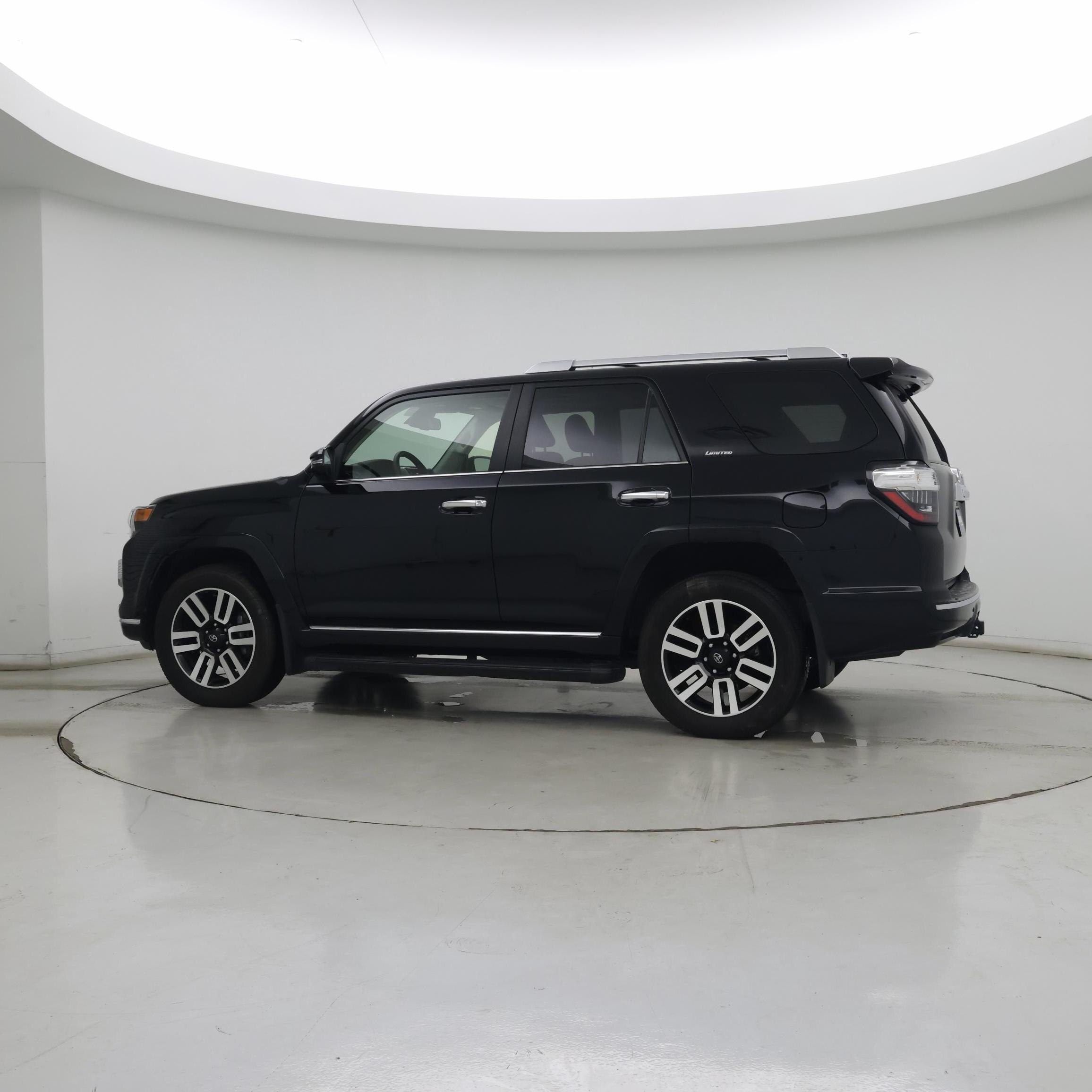 Thumbnail: 2023 Toyota 4Runner - 3
