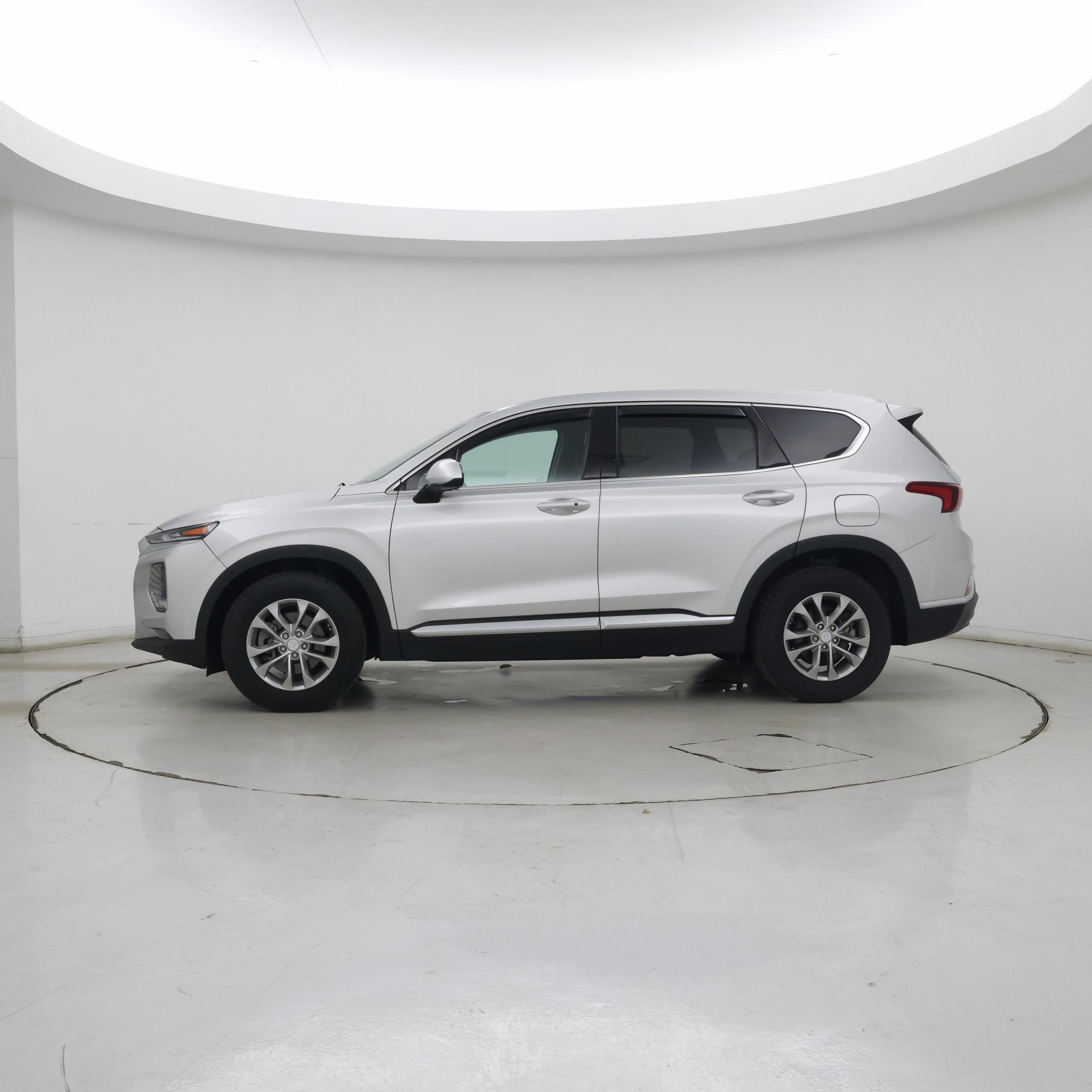 Thumbnail: 2020 Hyundai Santa Fe - 3