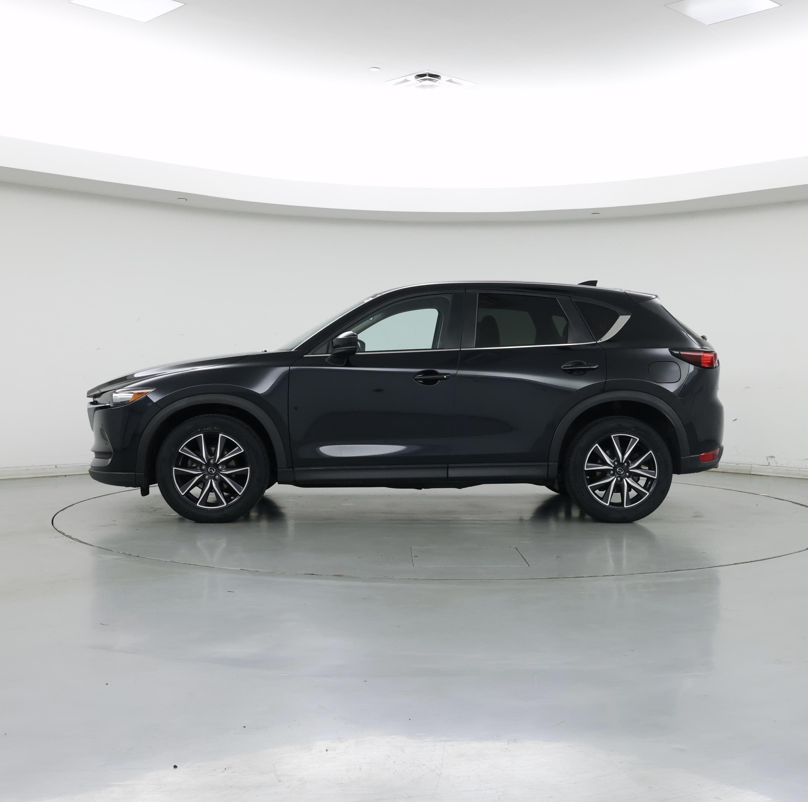 Thumbnail: 2018 Mazda CX-5 - 3