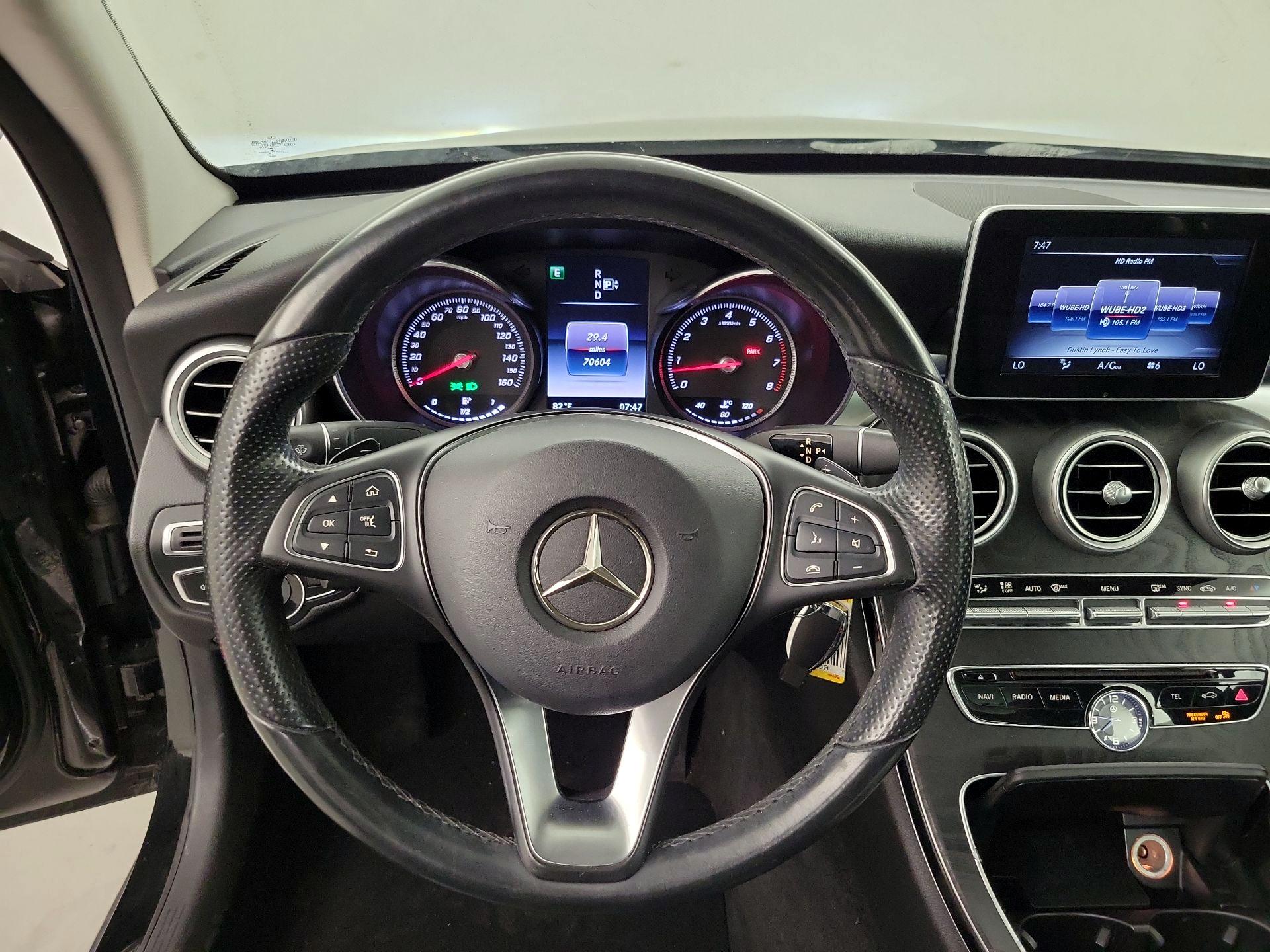 Thumbnail: 2015 Mercedes-Benz C-Class - 10