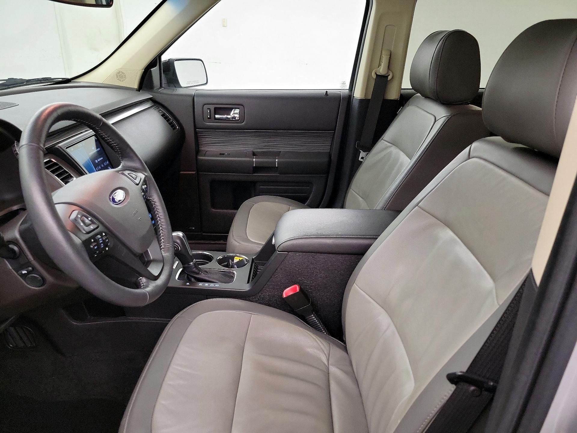 Thumbnail: 2019 Ford Flex - 11
