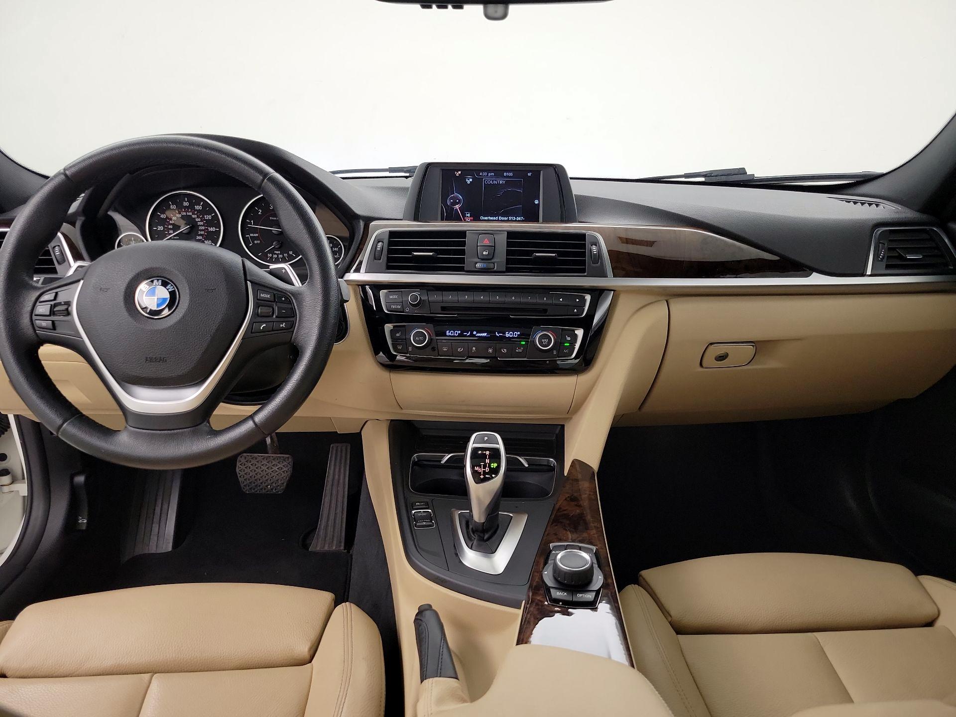 Thumbnail: 2017 BMW 3 Series - 9