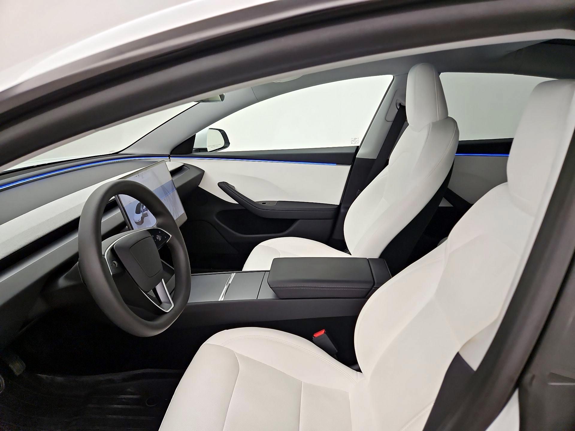 Thumbnail: 2024 Tesla Model 3 - 11