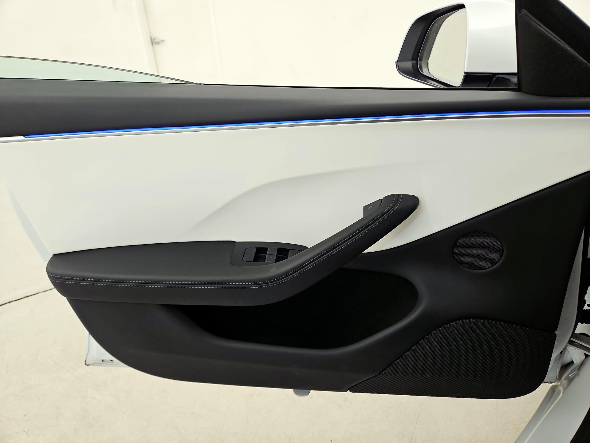 Thumbnail: 2024 Tesla Model 3 - 12
