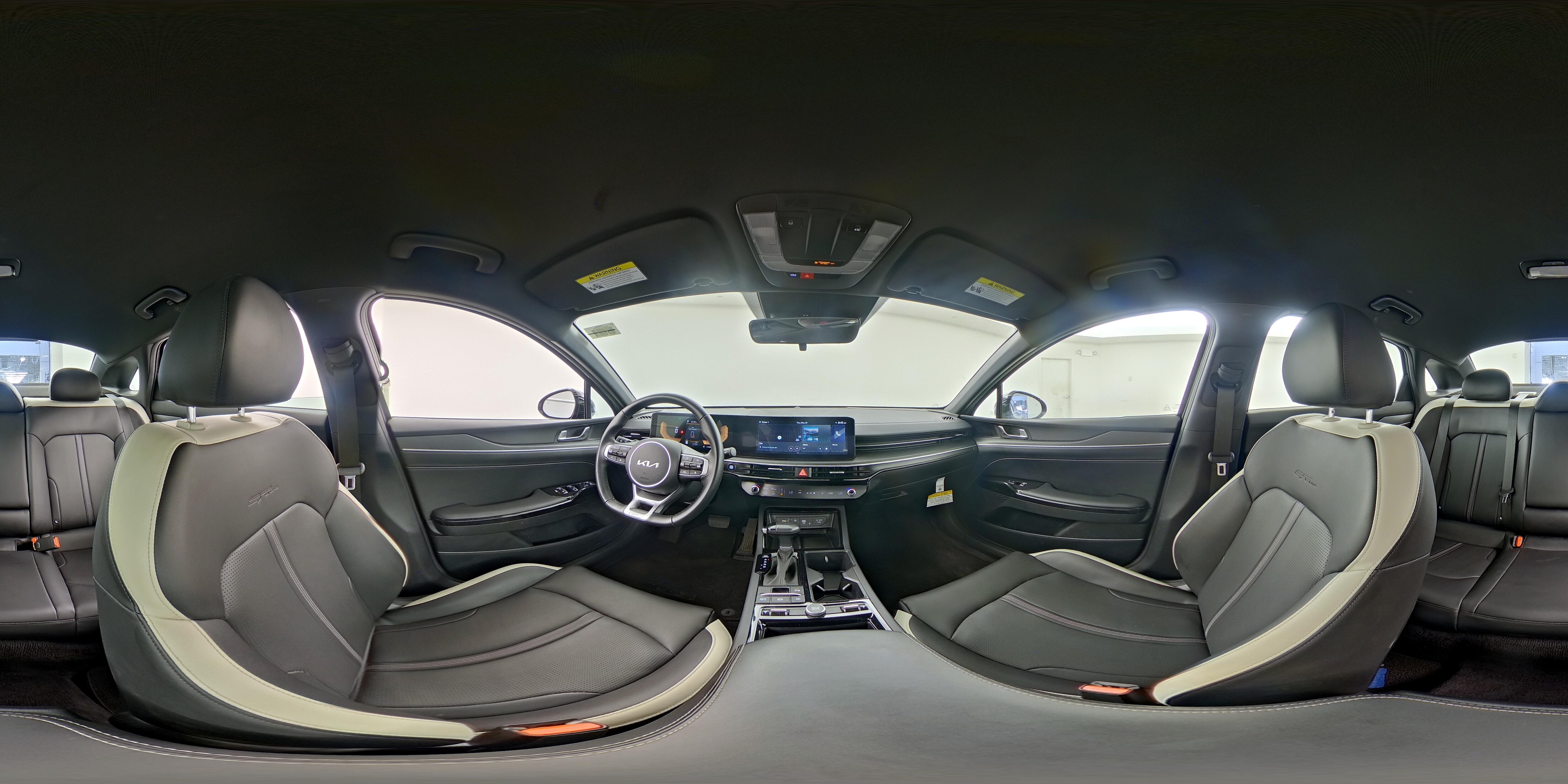 2025 Kia K5 GT-Line - Photo 25