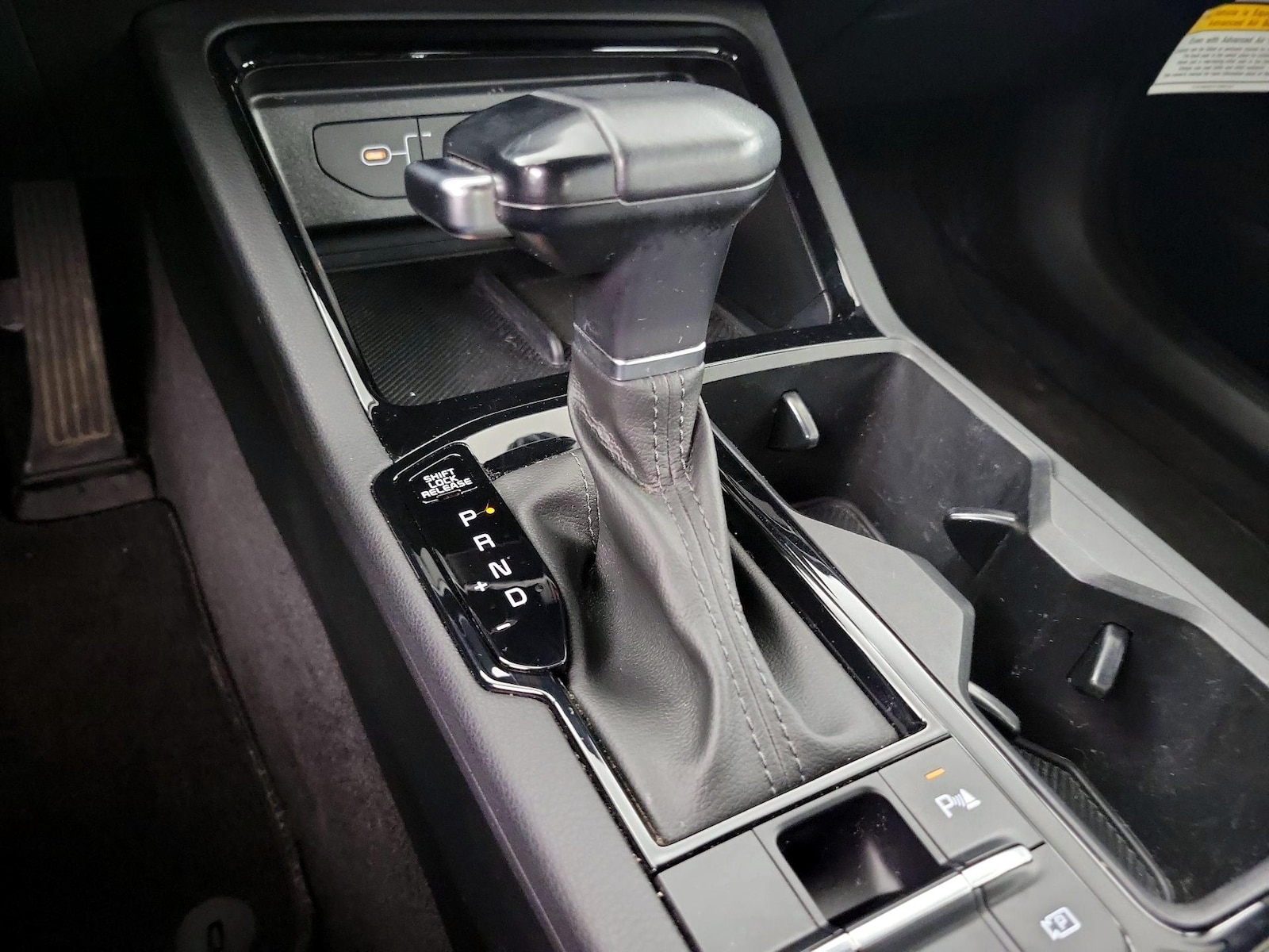 2025 Kia K5 GT-Line - Photo 19