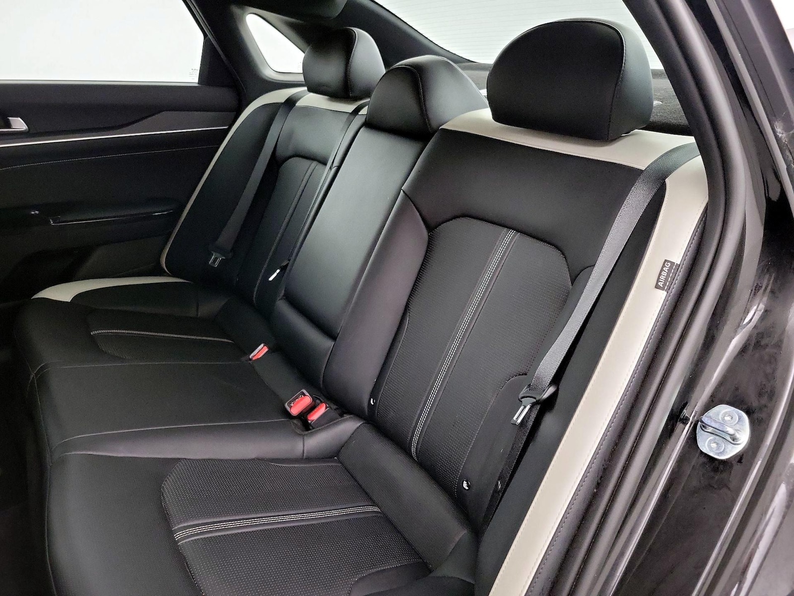 2025 Kia K5 GT-Line - Photo 21