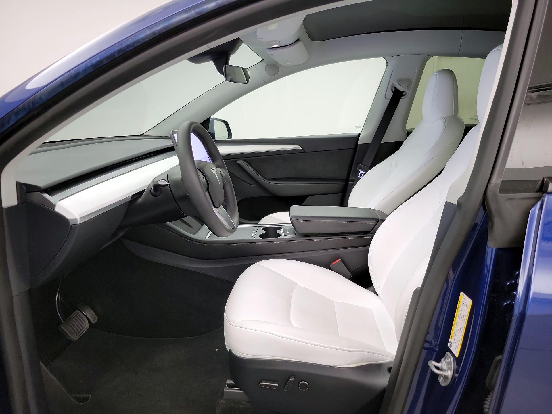 Thumbnail: 2025 Tesla Model Y - 11
