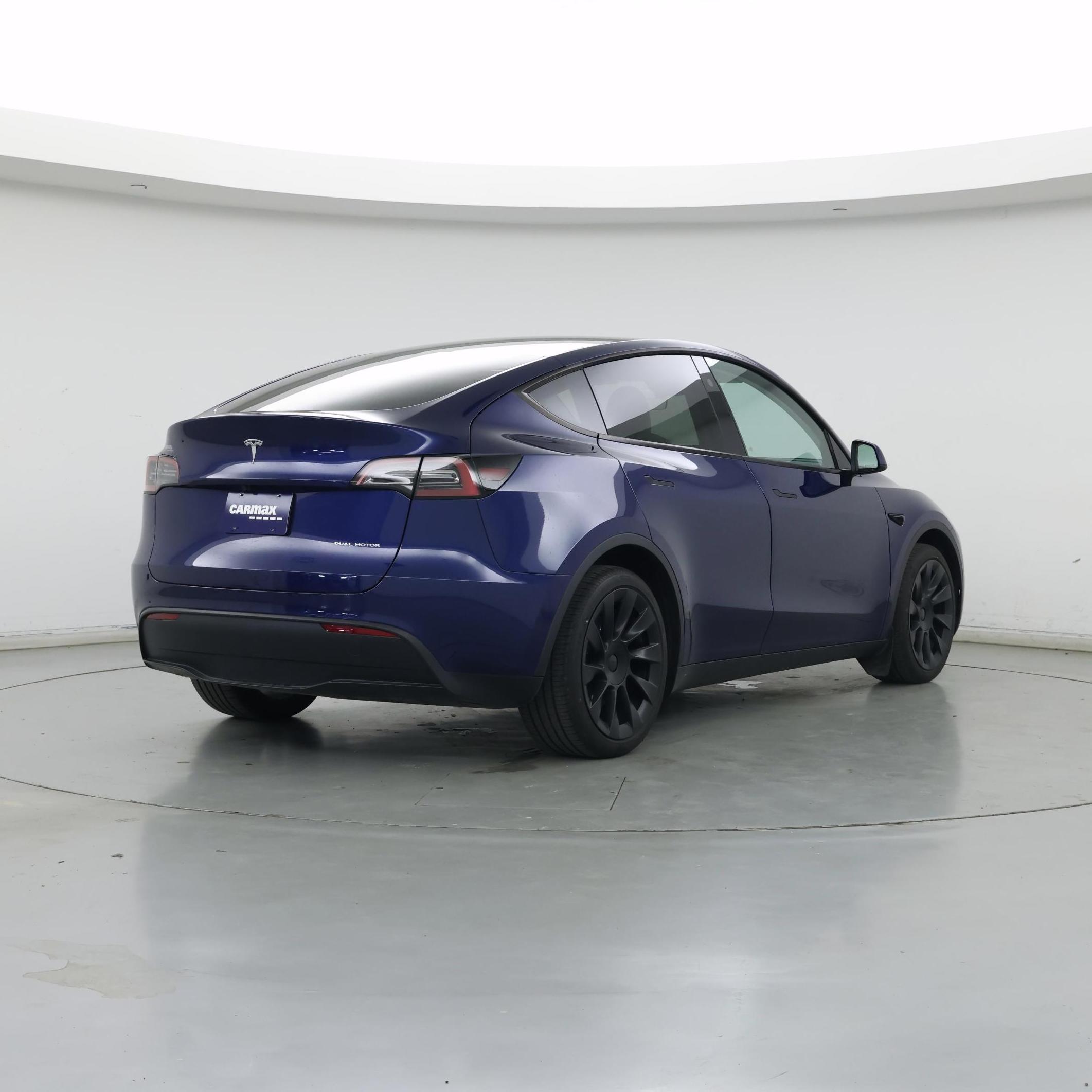 Thumbnail: 2025 Tesla Model Y - 8