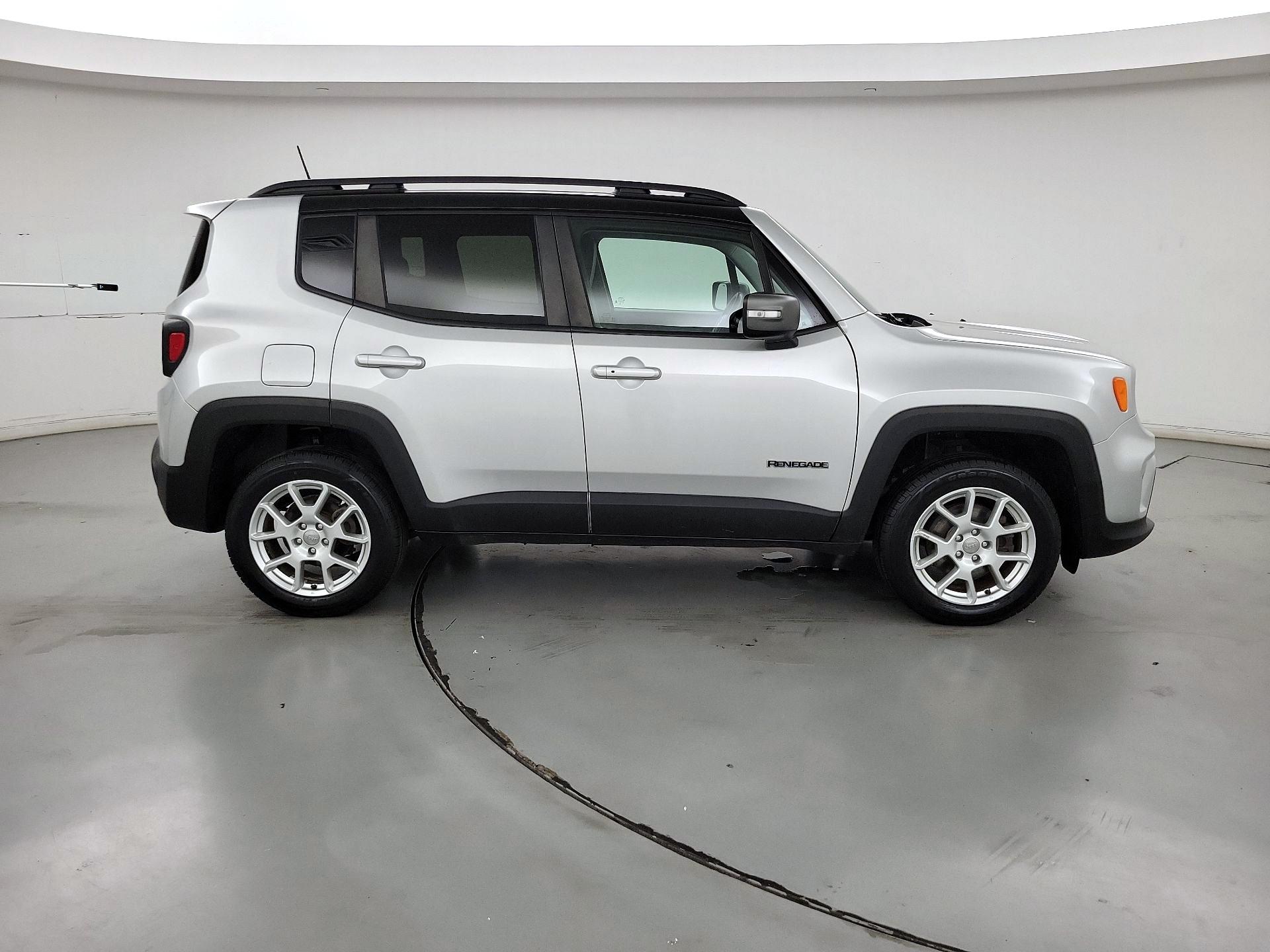 Thumbnail: 2021 Jeep Renegade - 4