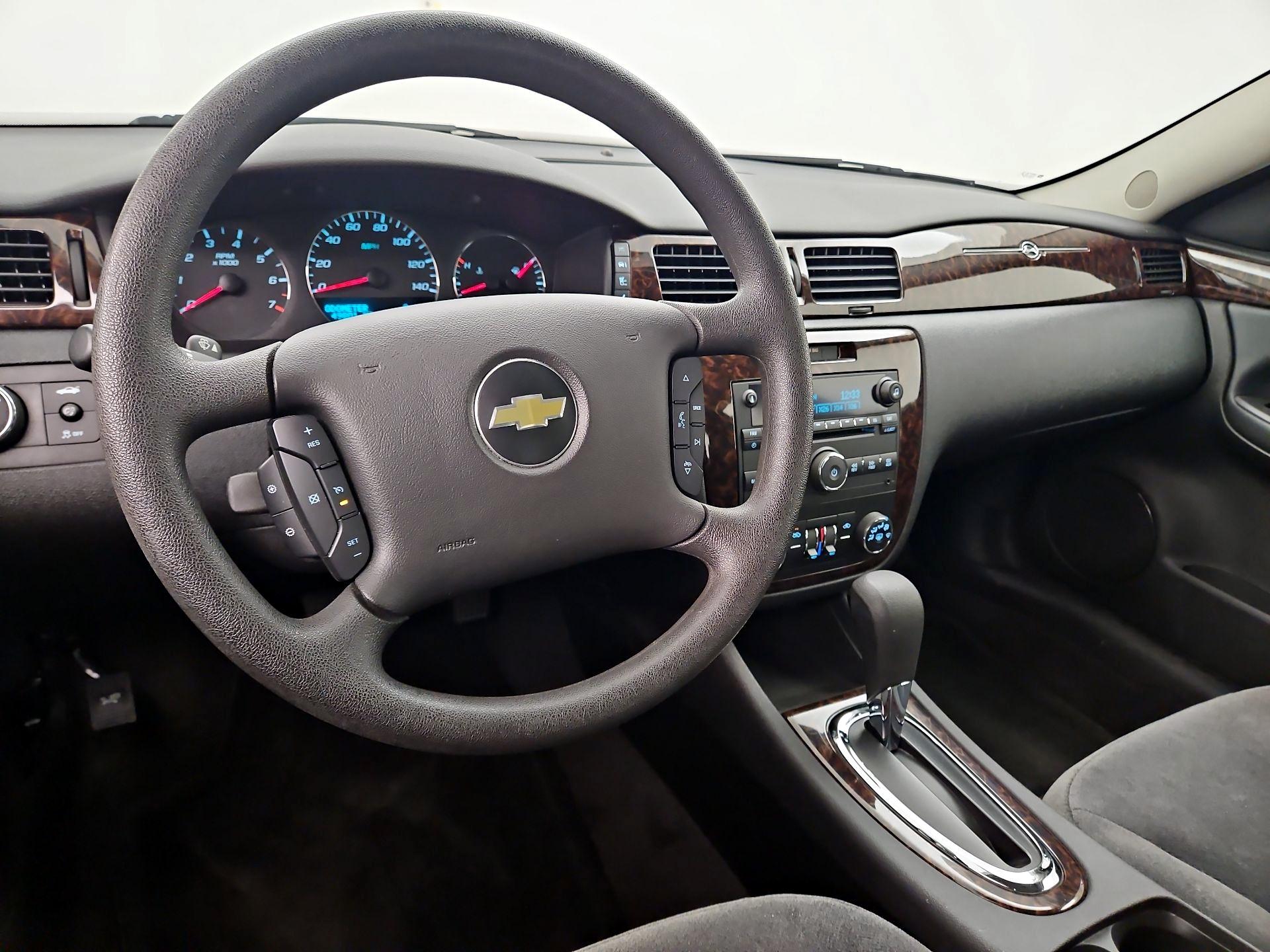 Thumbnail: 2016 Chevrolet Impala - 10
