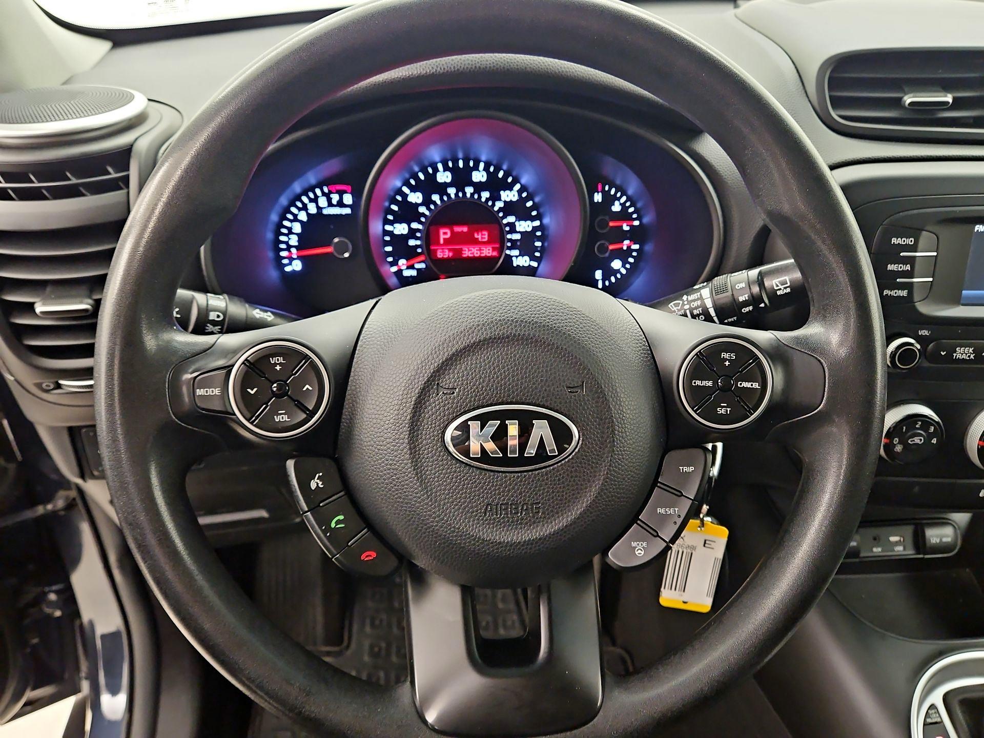 Thumbnail: 2016 Kia Soul - 10