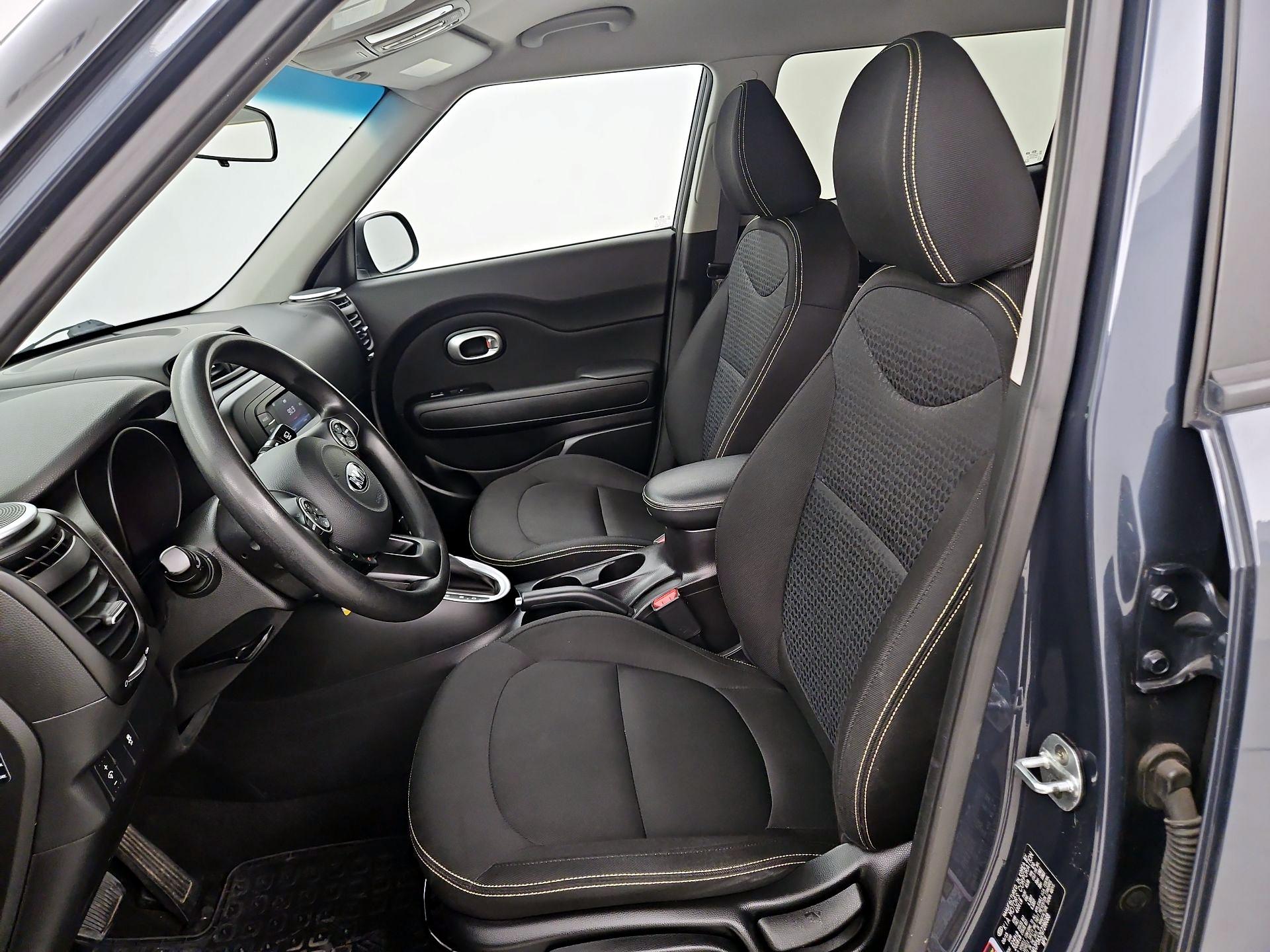 Thumbnail: 2016 Kia Soul - 11