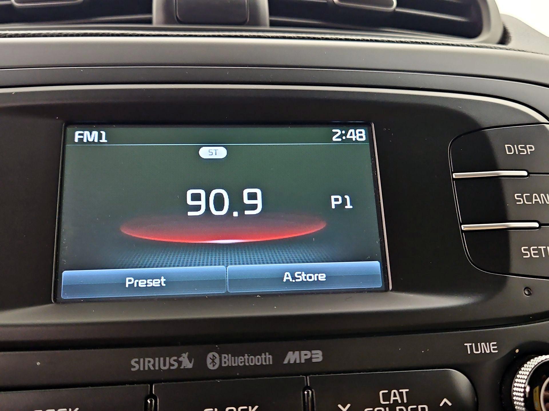 Thumbnail: 2016 Kia Soul - 15