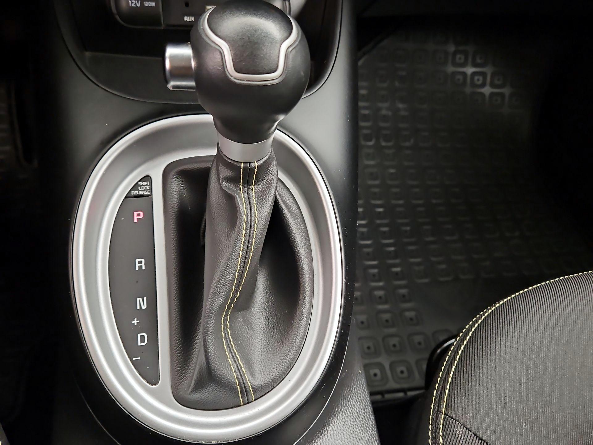 Thumbnail: 2016 Kia Soul - 17