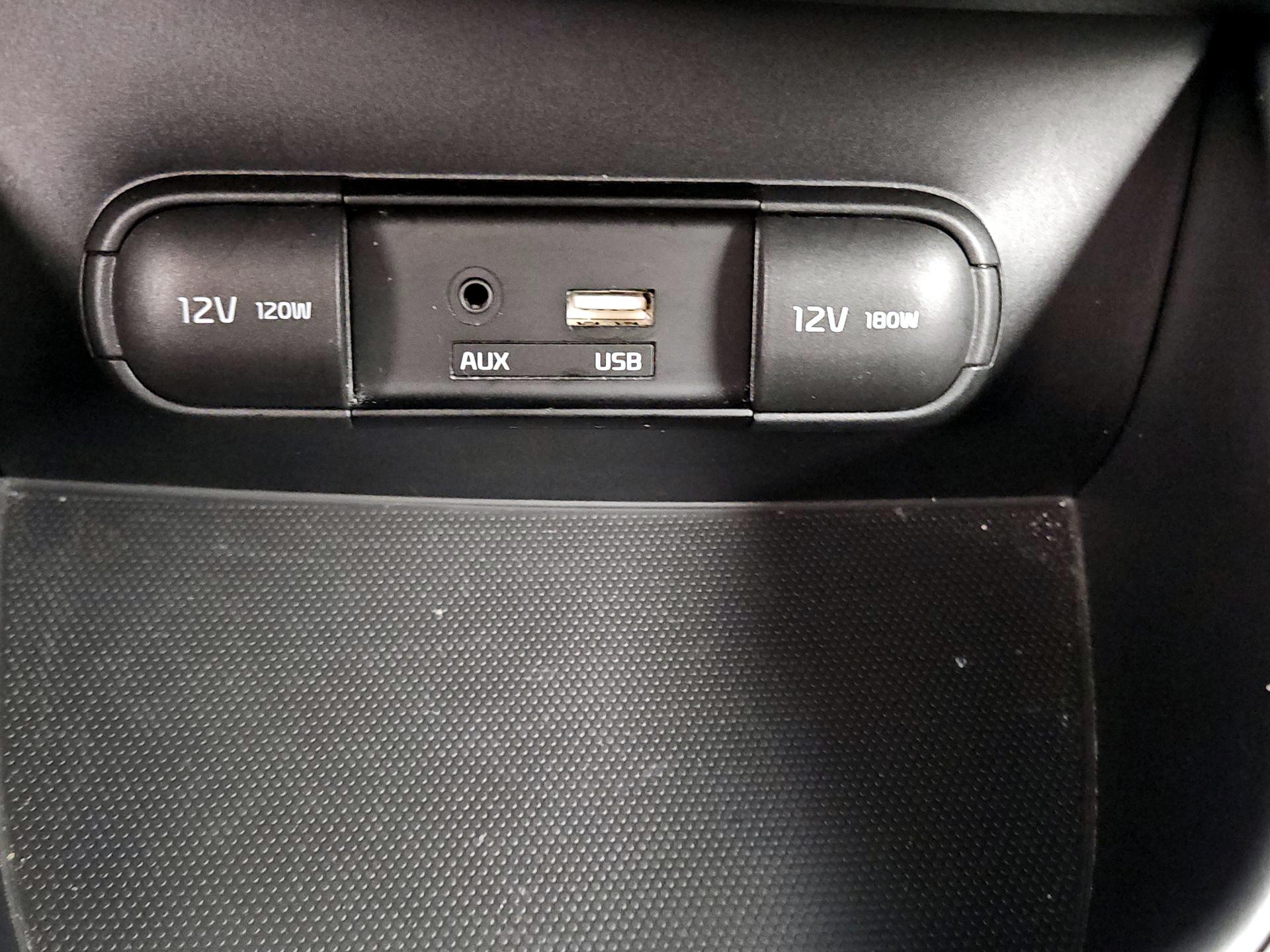 Thumbnail: 2016 Kia Soul - 18