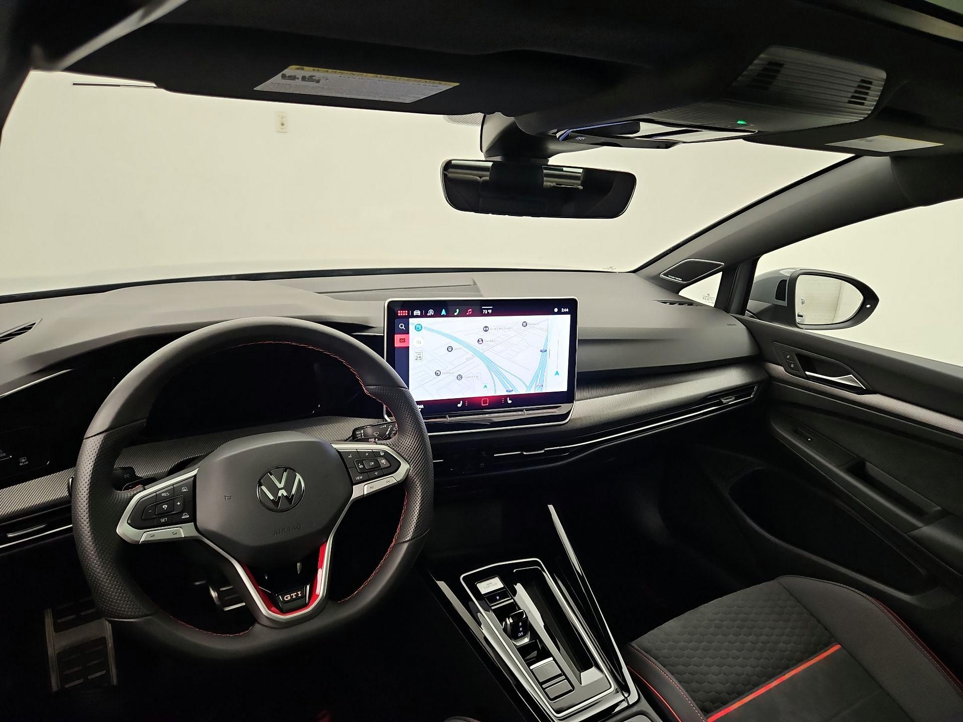 Thumbnail: 2025 Volkswagen Golf - 9