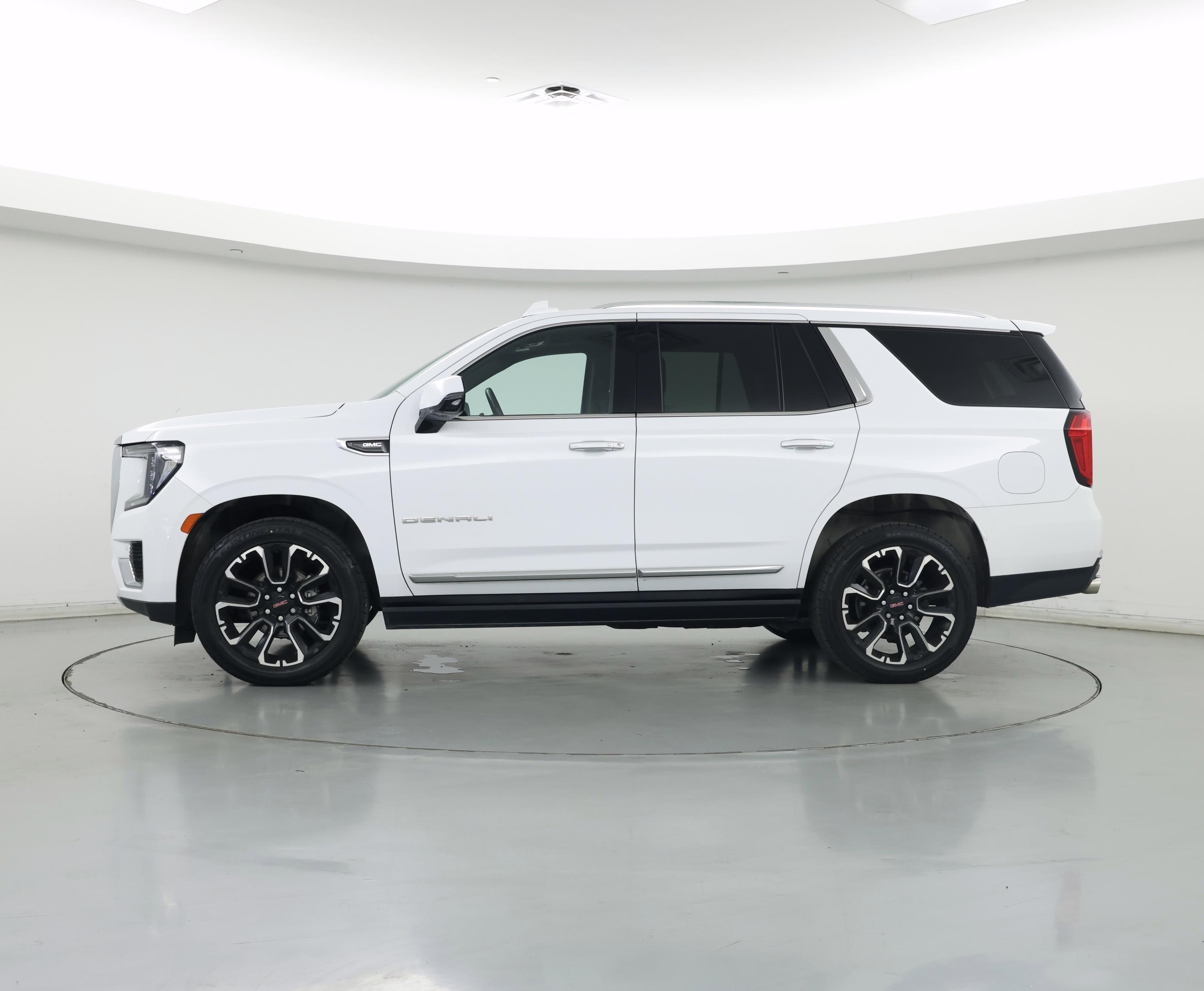 Thumbnail: 2022 GMC Yukon - 3