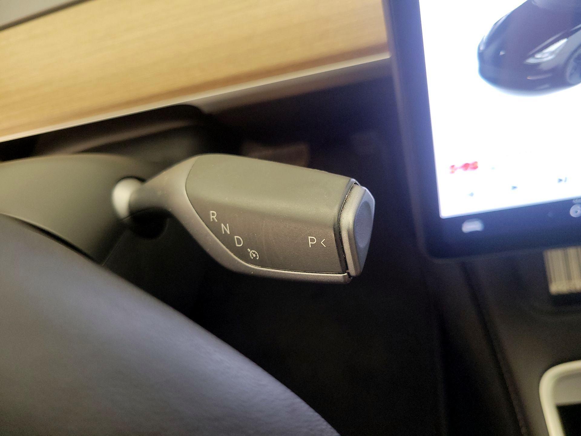 Thumbnail: 2021 Tesla Model 3 - 17