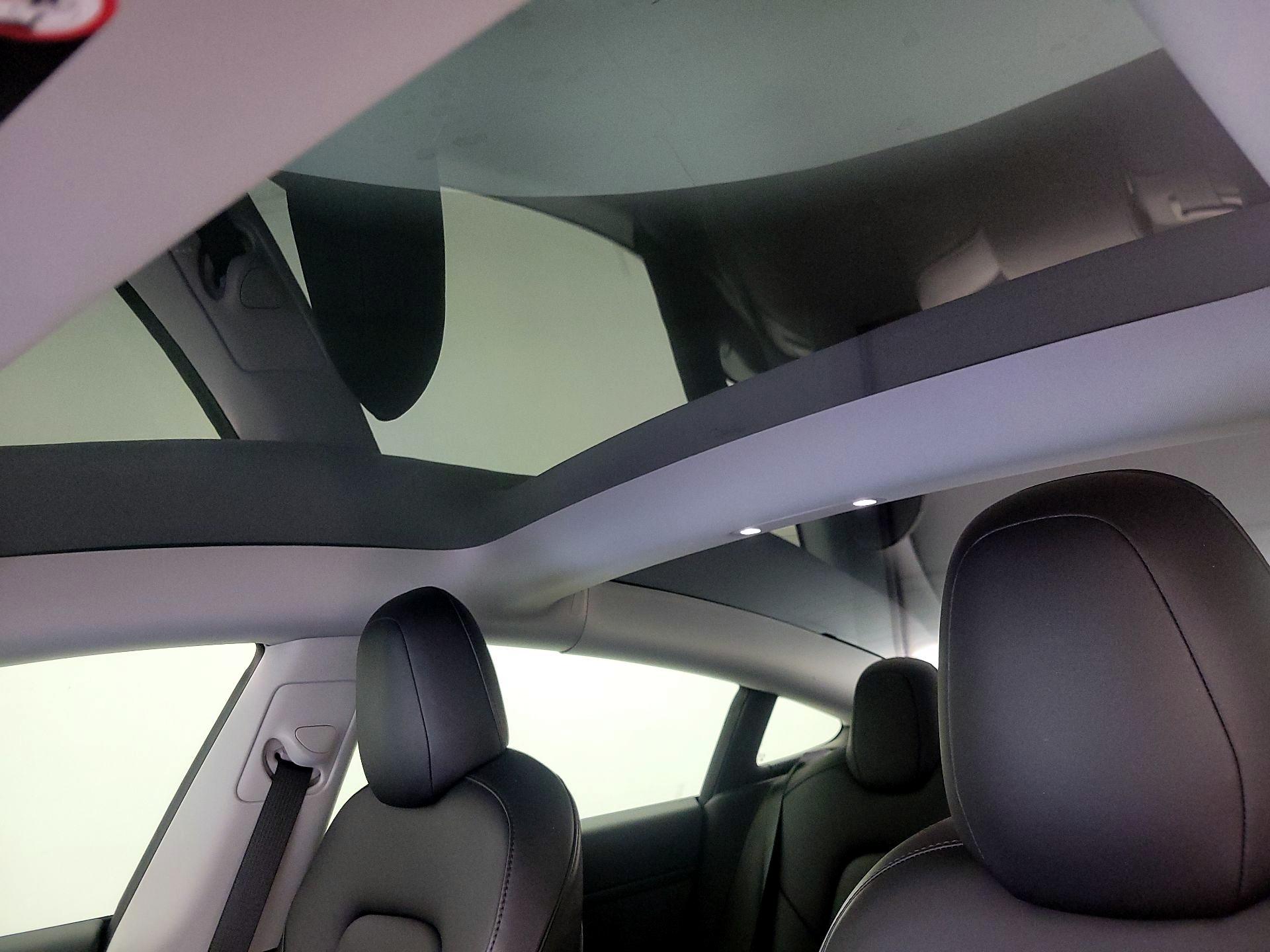 Thumbnail: 2021 Tesla Model 3 - 18