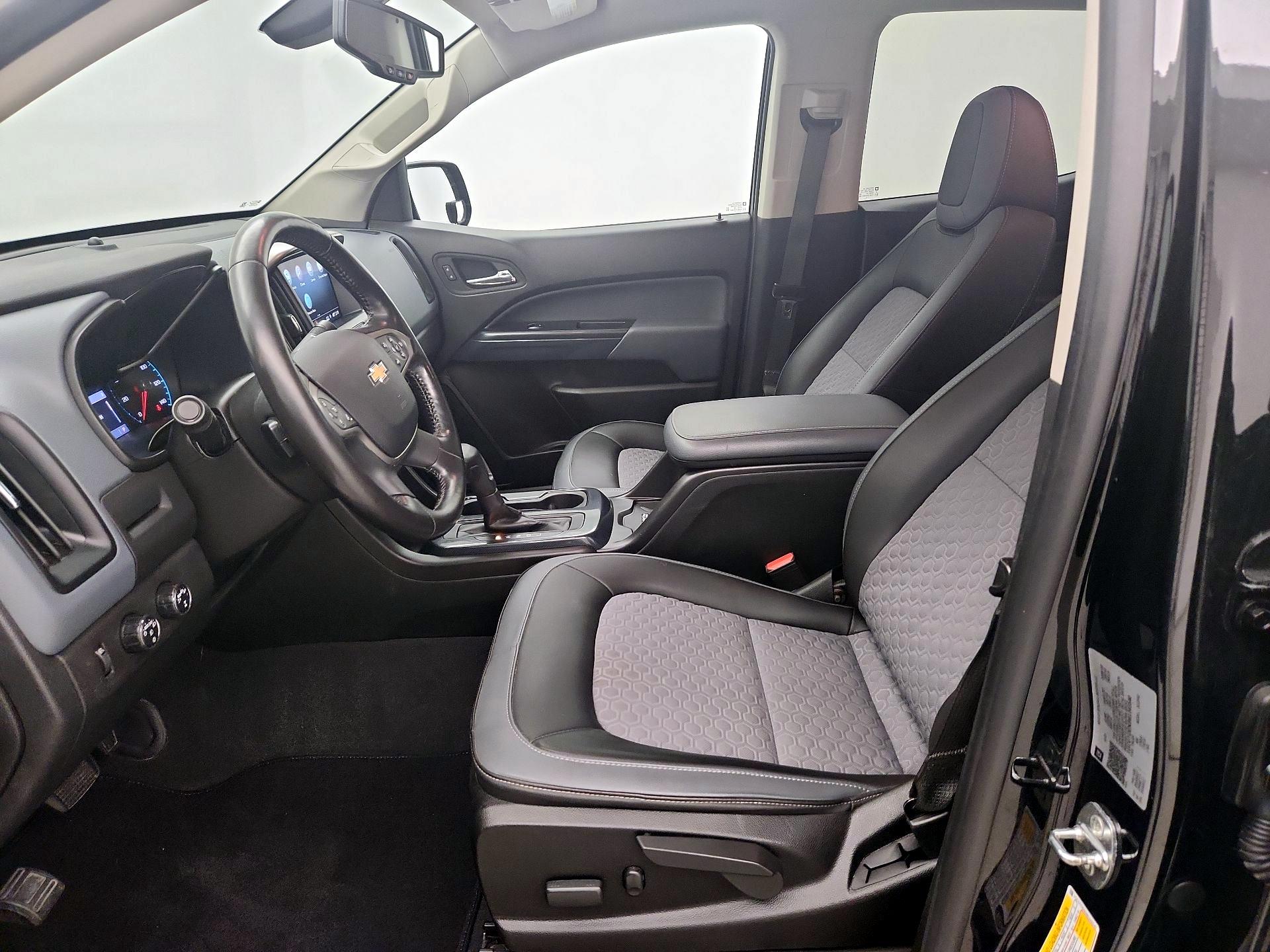 Thumbnail: 2021 Chevrolet Colorado - 11