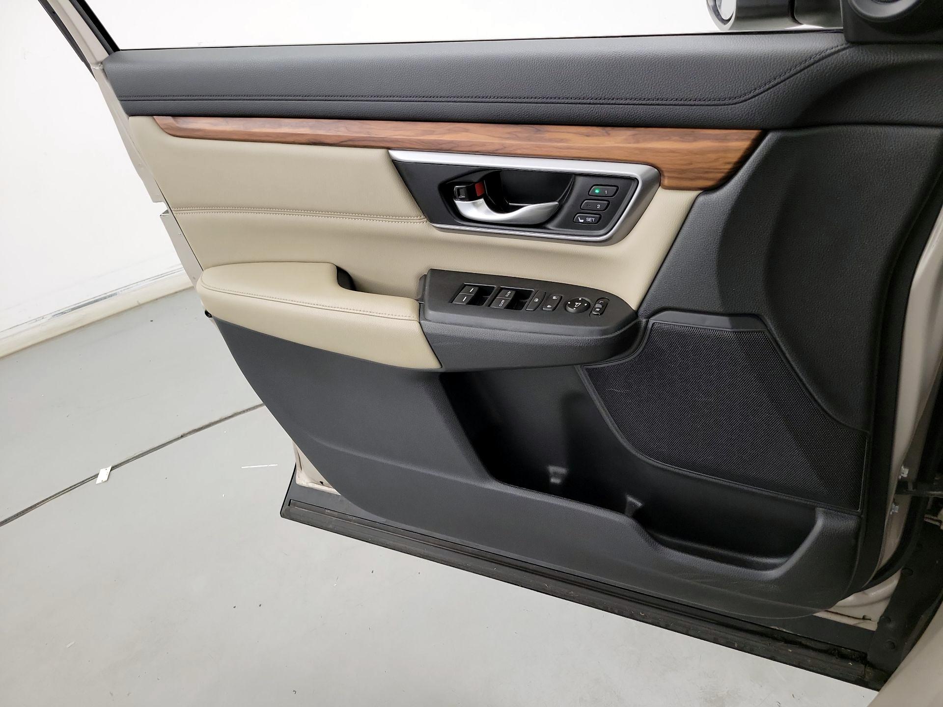 Thumbnail: 2019 Honda CR-V - 12