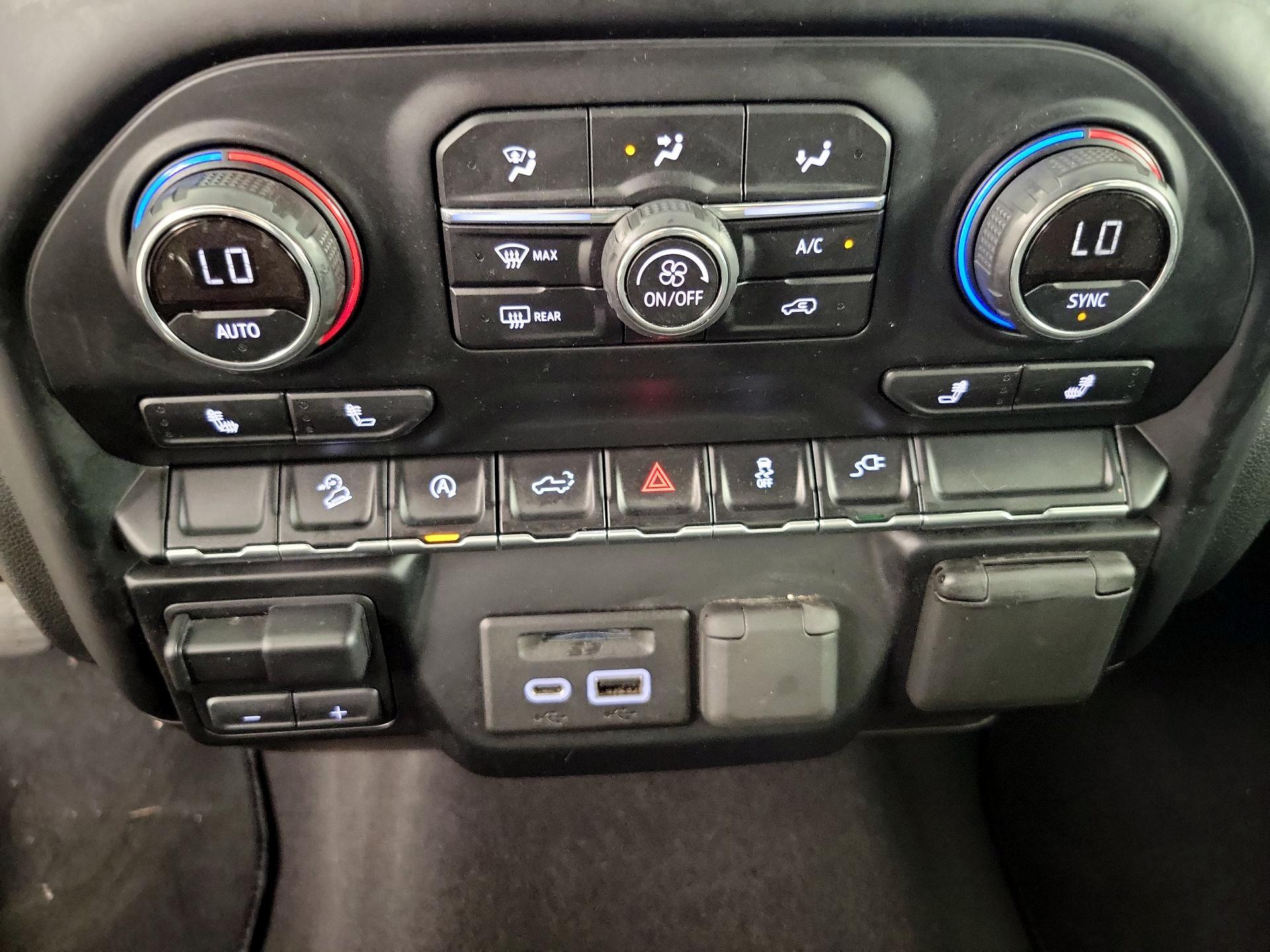 Thumbnail: 2019 Chevrolet Silverado 1500 - 17