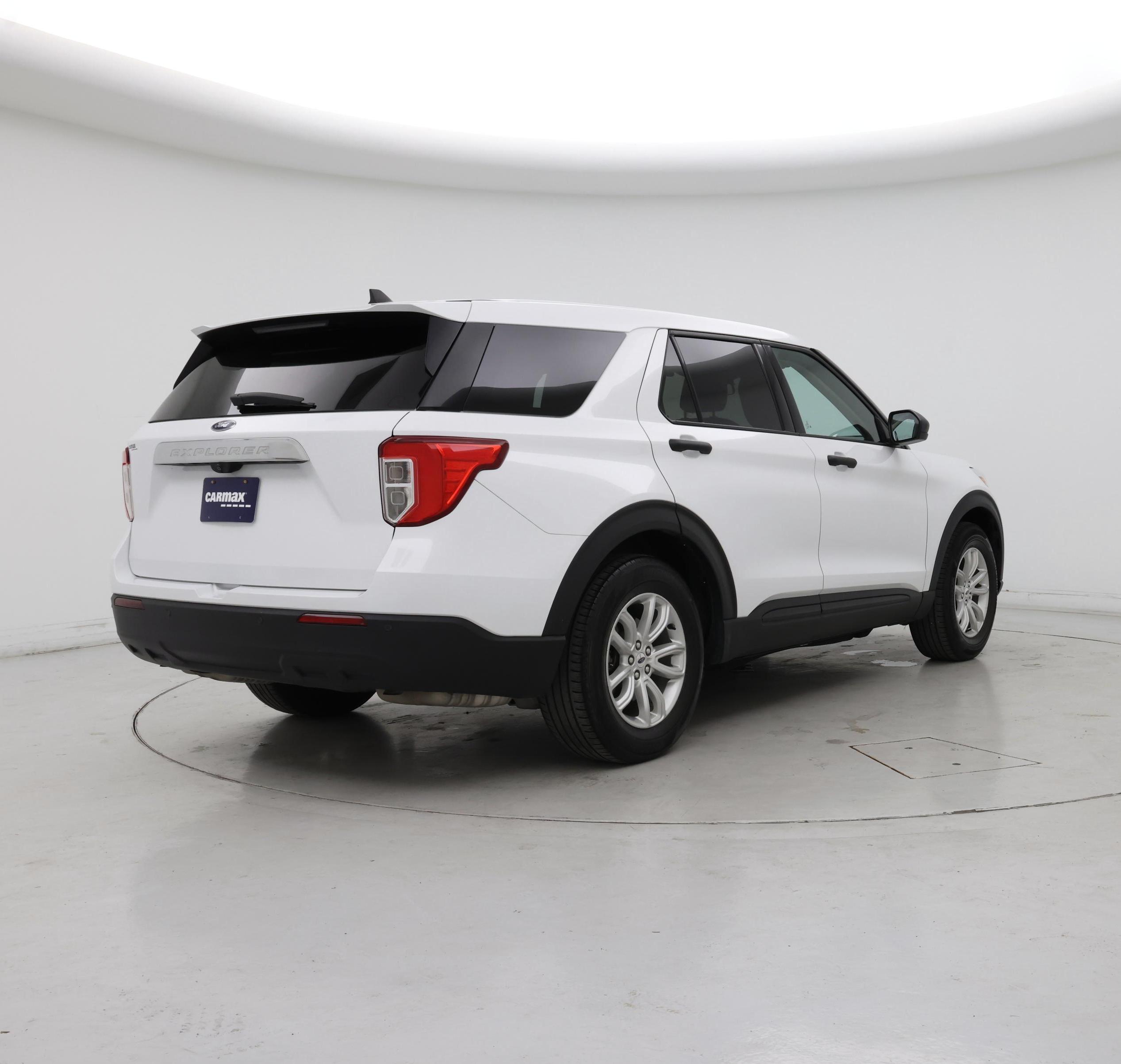 Thumbnail: 2021 Ford Explorer - 8