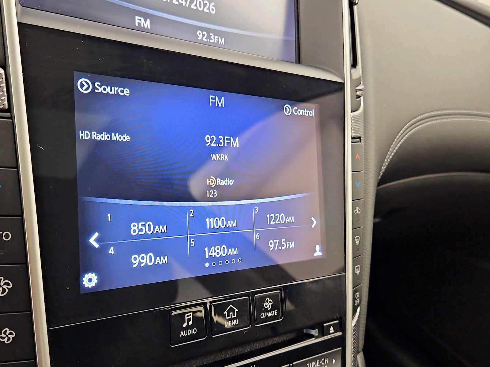 2019 INFINITI Q50 Signature Edition - Photo 16
