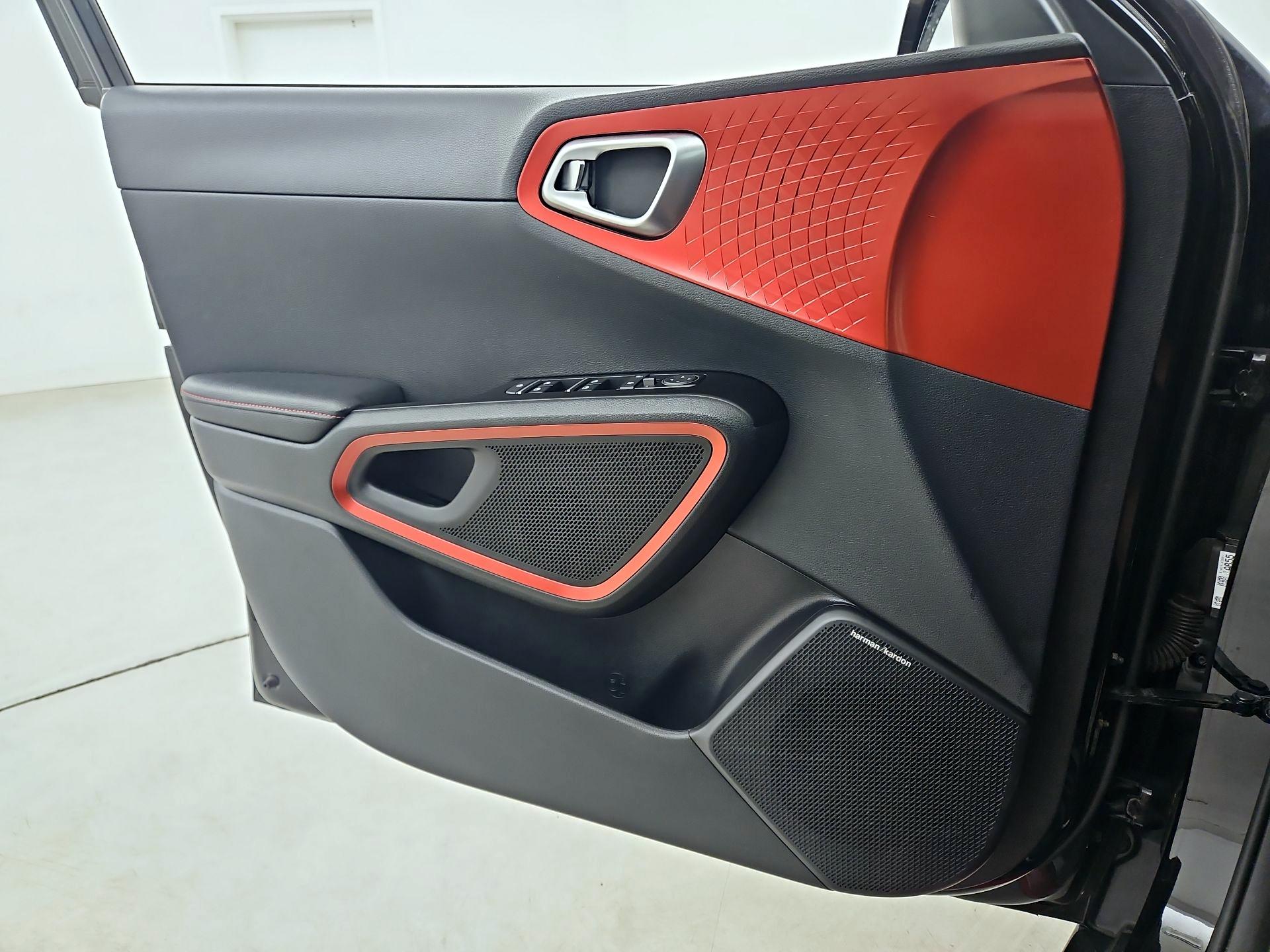 Thumbnail: 2022 Kia Soul - 12