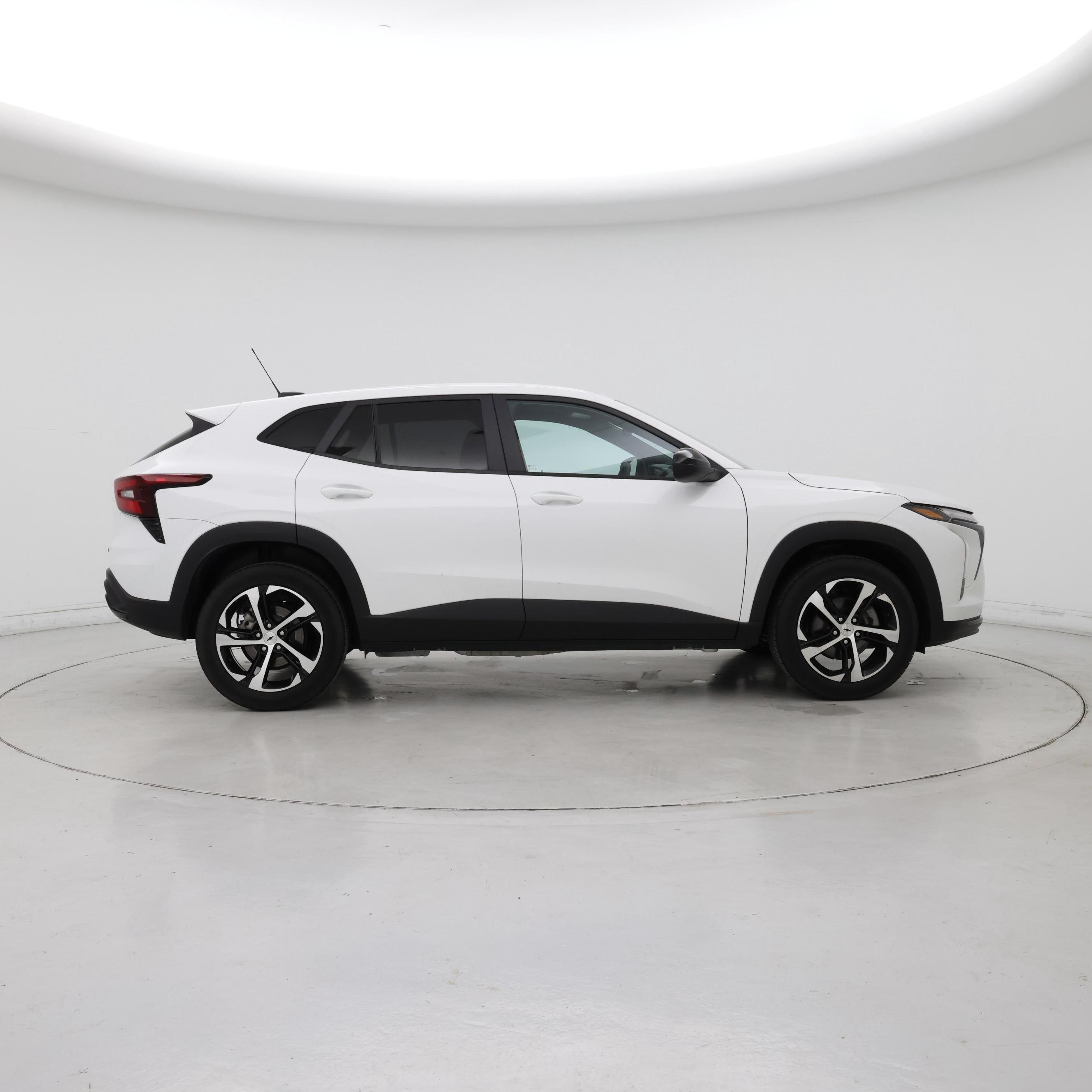 Thumbnail: 2024 Chevrolet Trax - 7