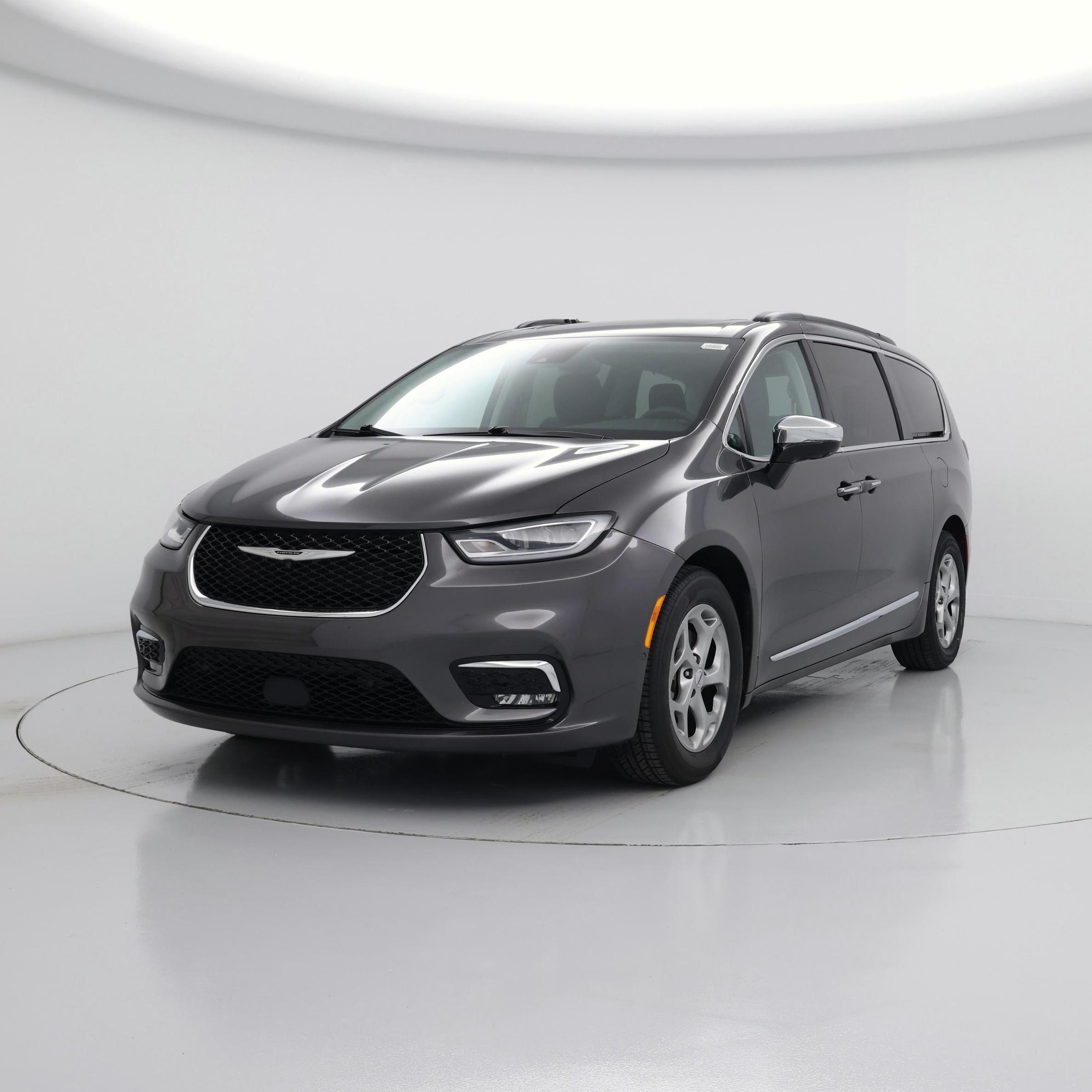 Thumbnail: 2023 Chrysler Pacifica - 4