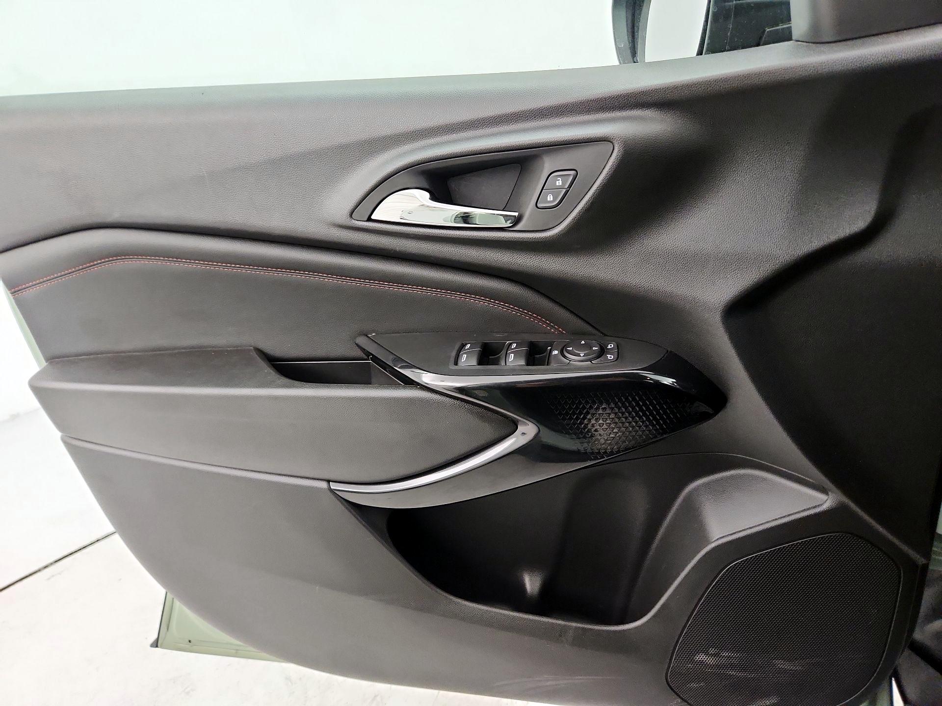 Thumbnail: 2024 Chevrolet Trax - 12
