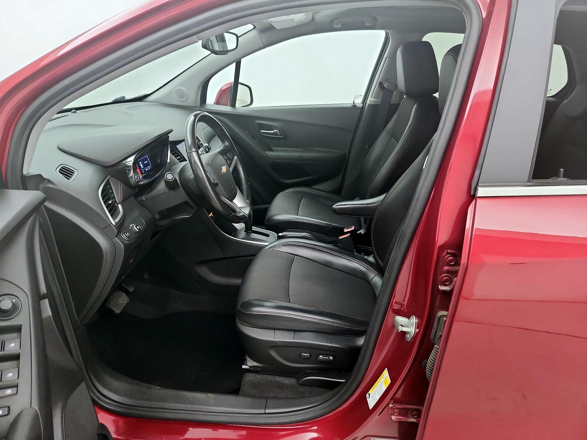 Thumbnail: 2020 Chevrolet Trax - 11