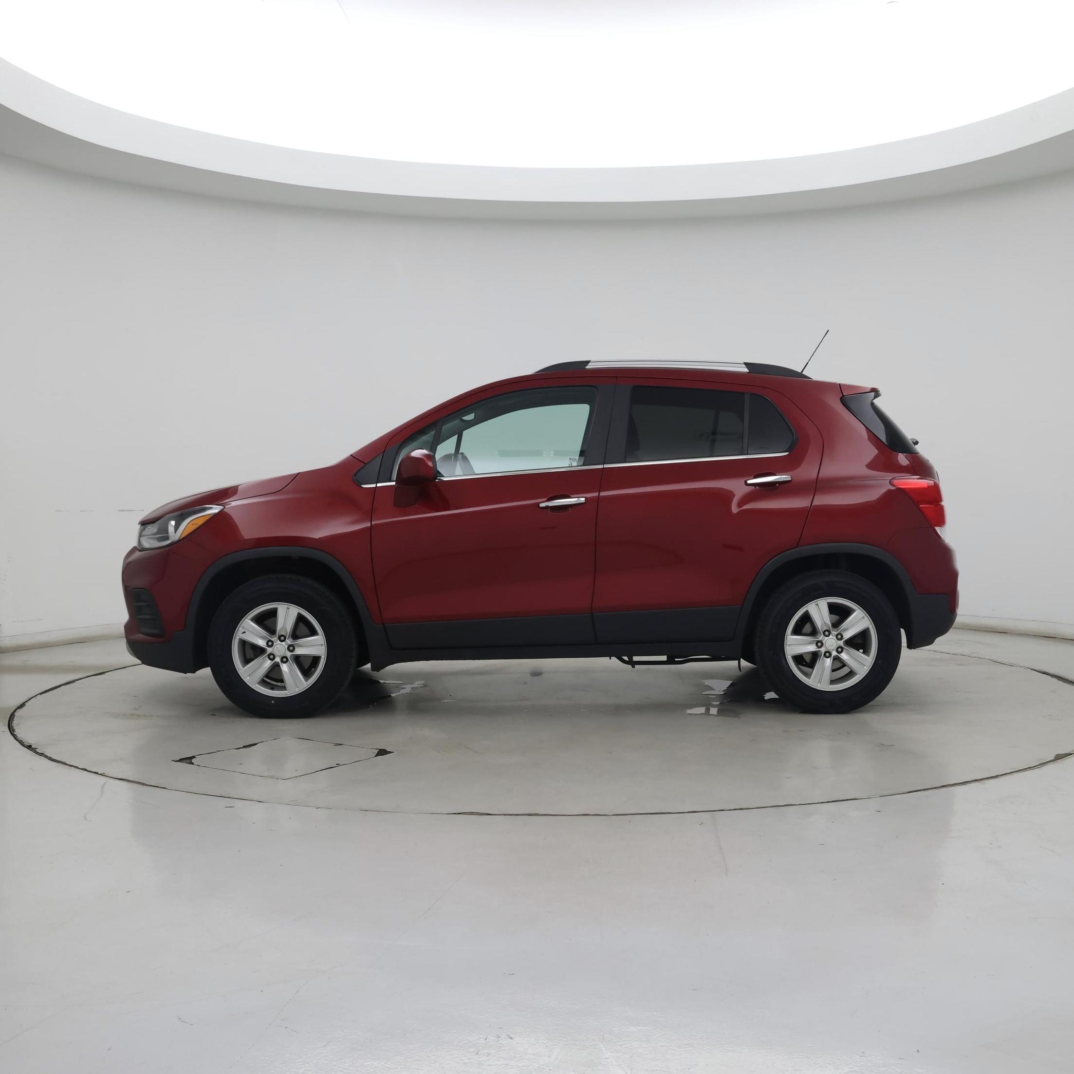 Thumbnail: 2020 Chevrolet Trax - 3
