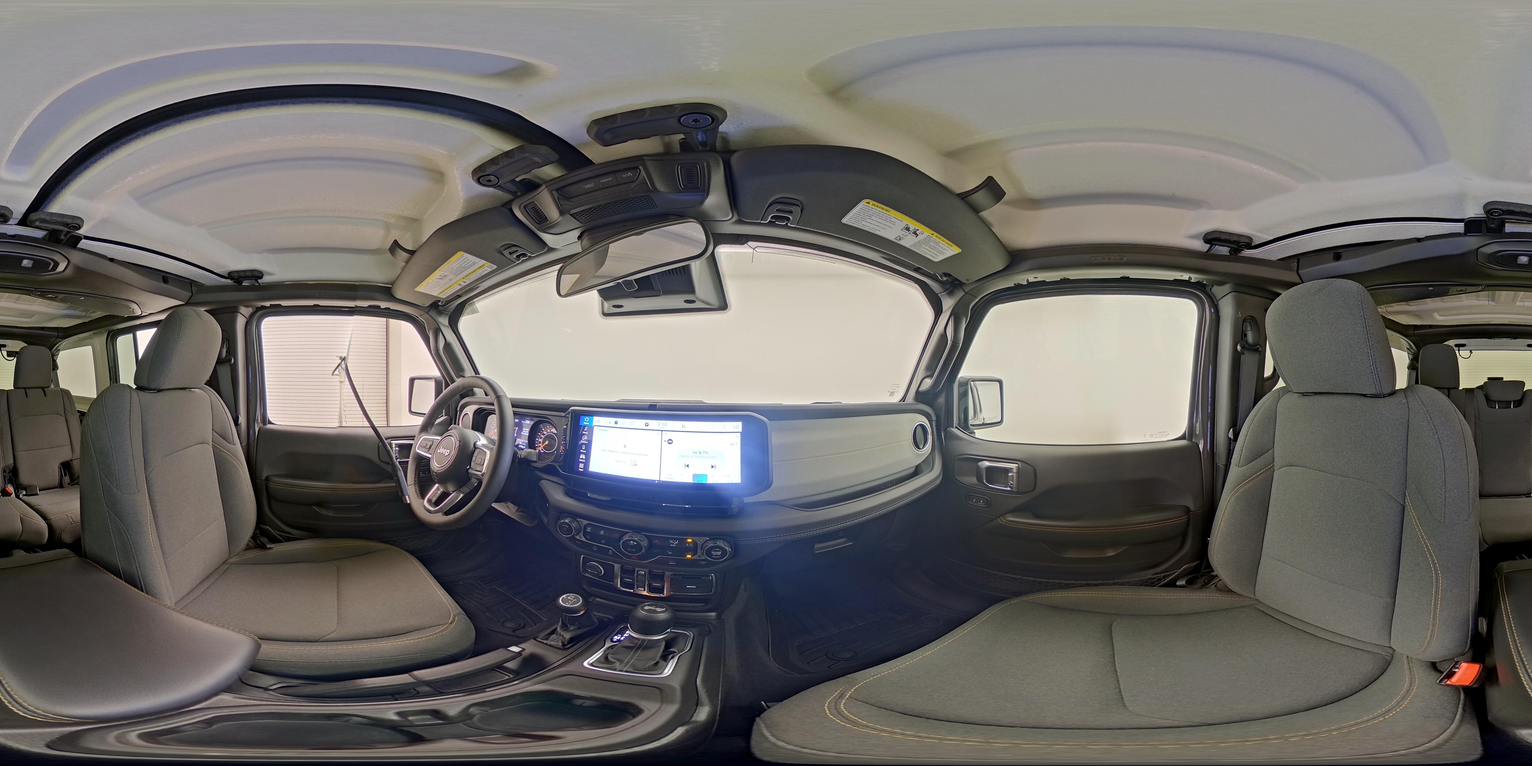 2025 Jeep Wrangler 4-Door Sahara - Photo 24