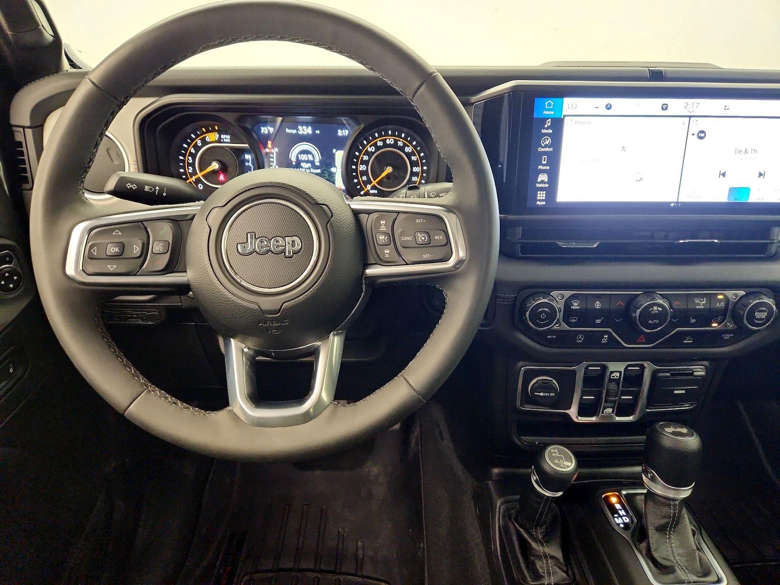 2025 Jeep Wrangler 4-Door Sahara - Photo 11