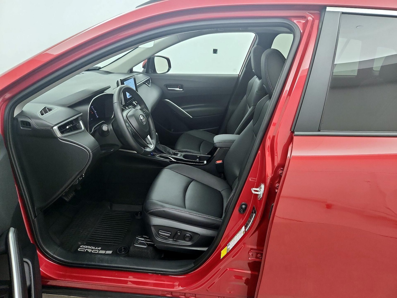 2024 Toyota Corolla Cross XLE - Photo 10