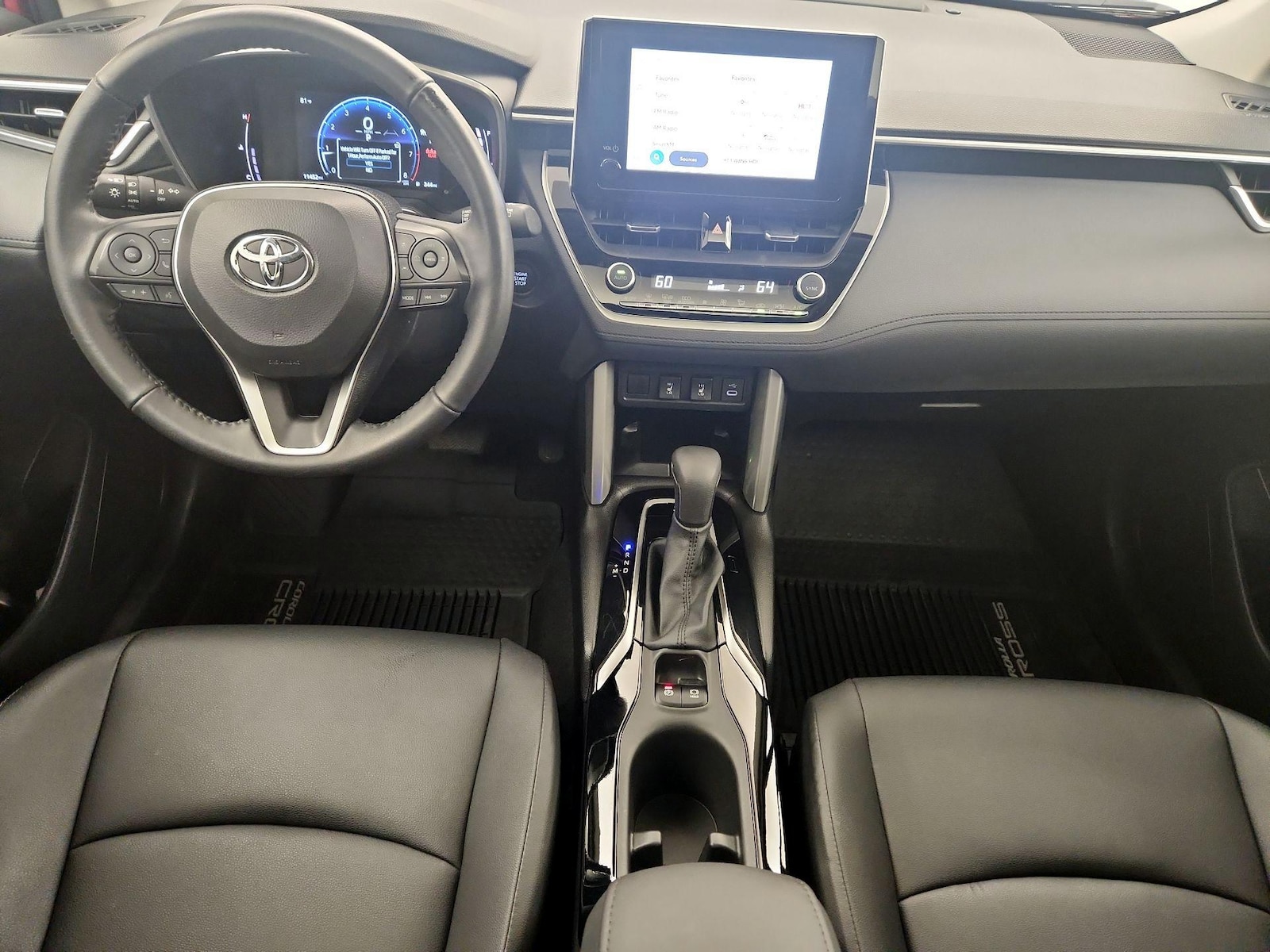 2024 Toyota Corolla Cross XLE - Photo 8