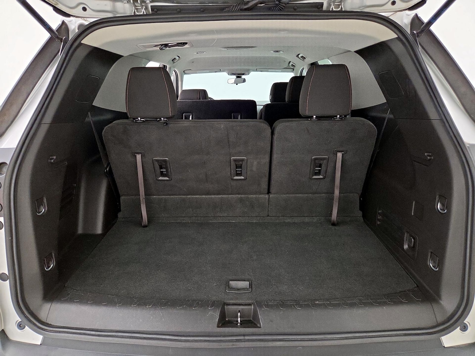2019 Chevrolet Traverse LS - Photo 22
