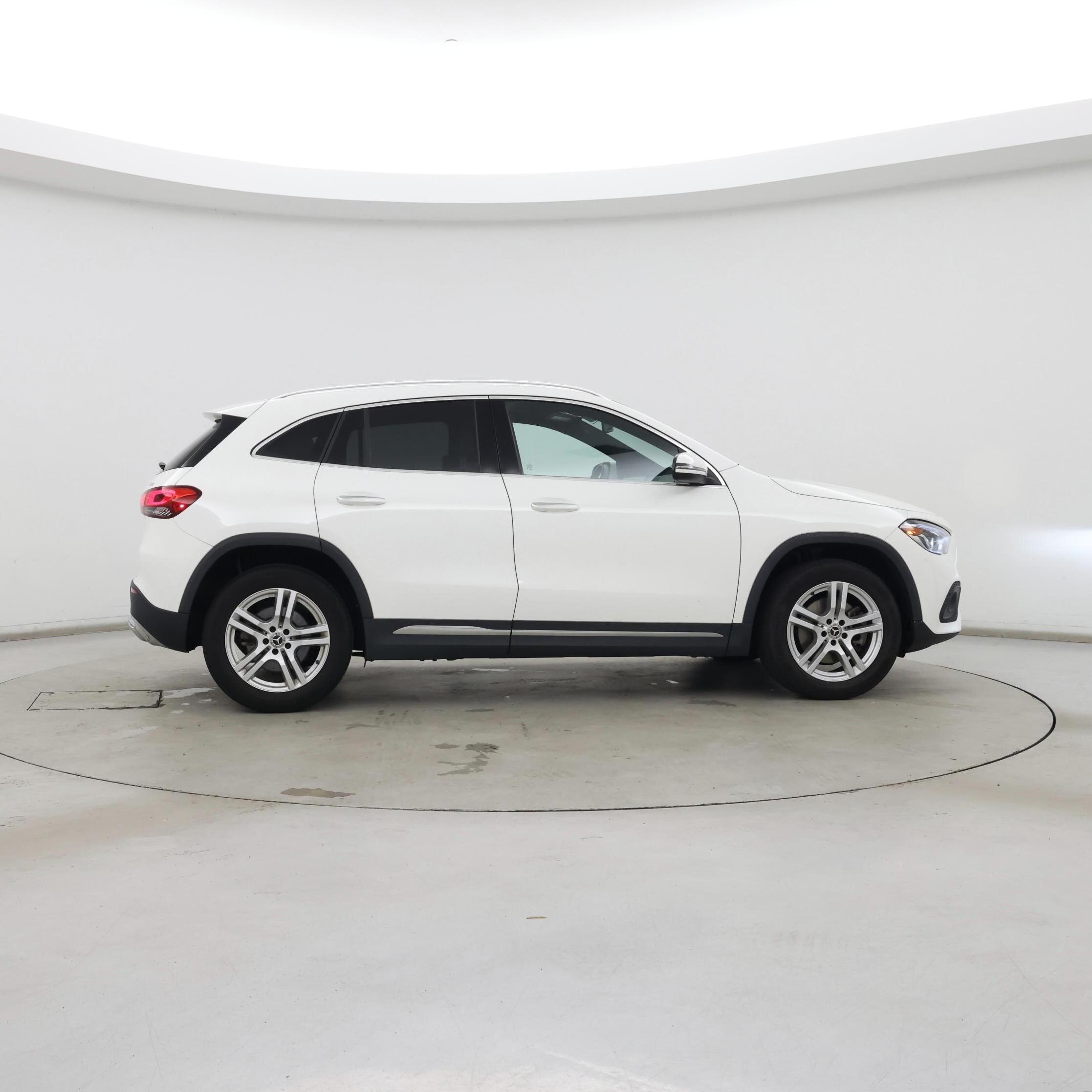 Thumbnail: 2023 Mercedes-Benz GLA - 7