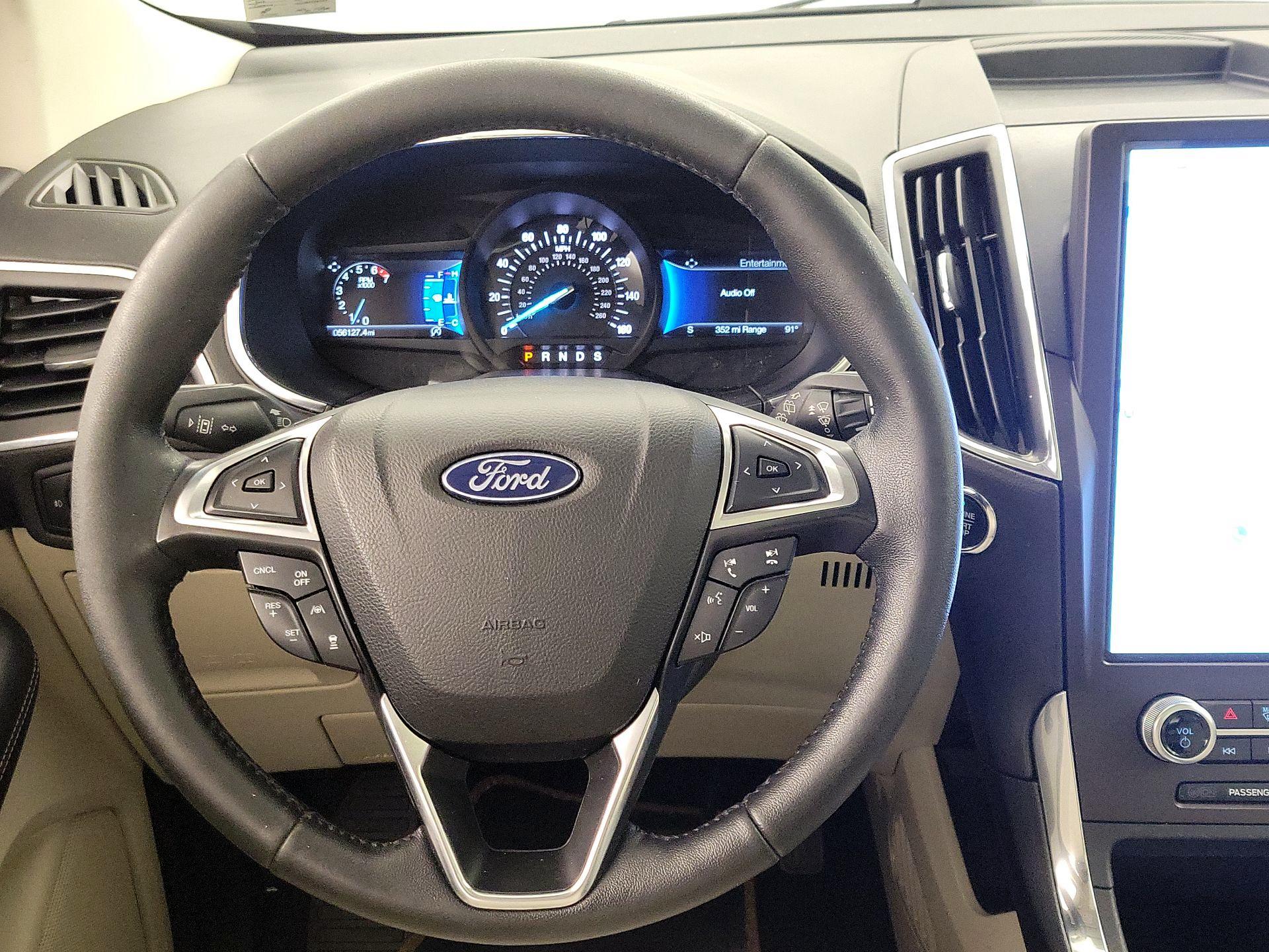 Thumbnail: 2021 Ford Edge - 10