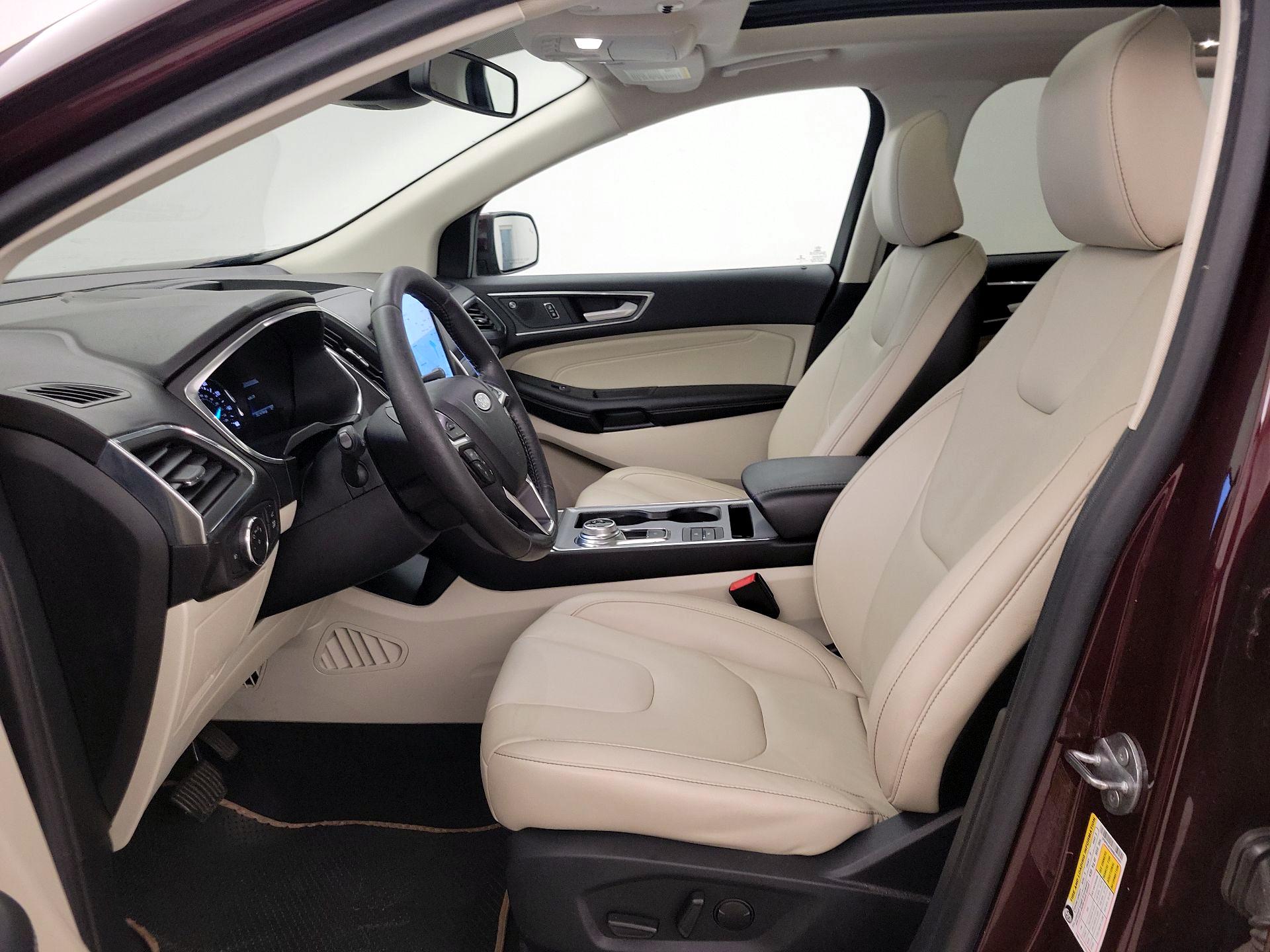 Thumbnail: 2021 Ford Edge - 11