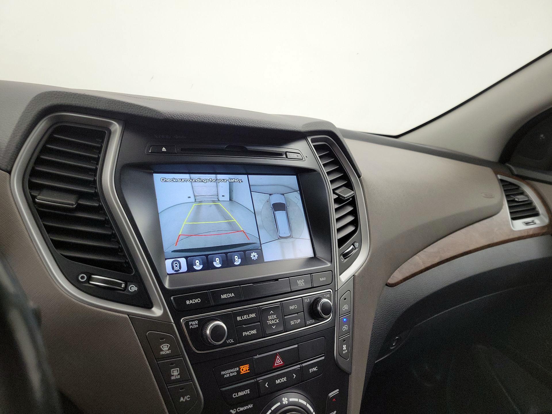 Thumbnail: 2017 Hyundai Santa Fe - 15