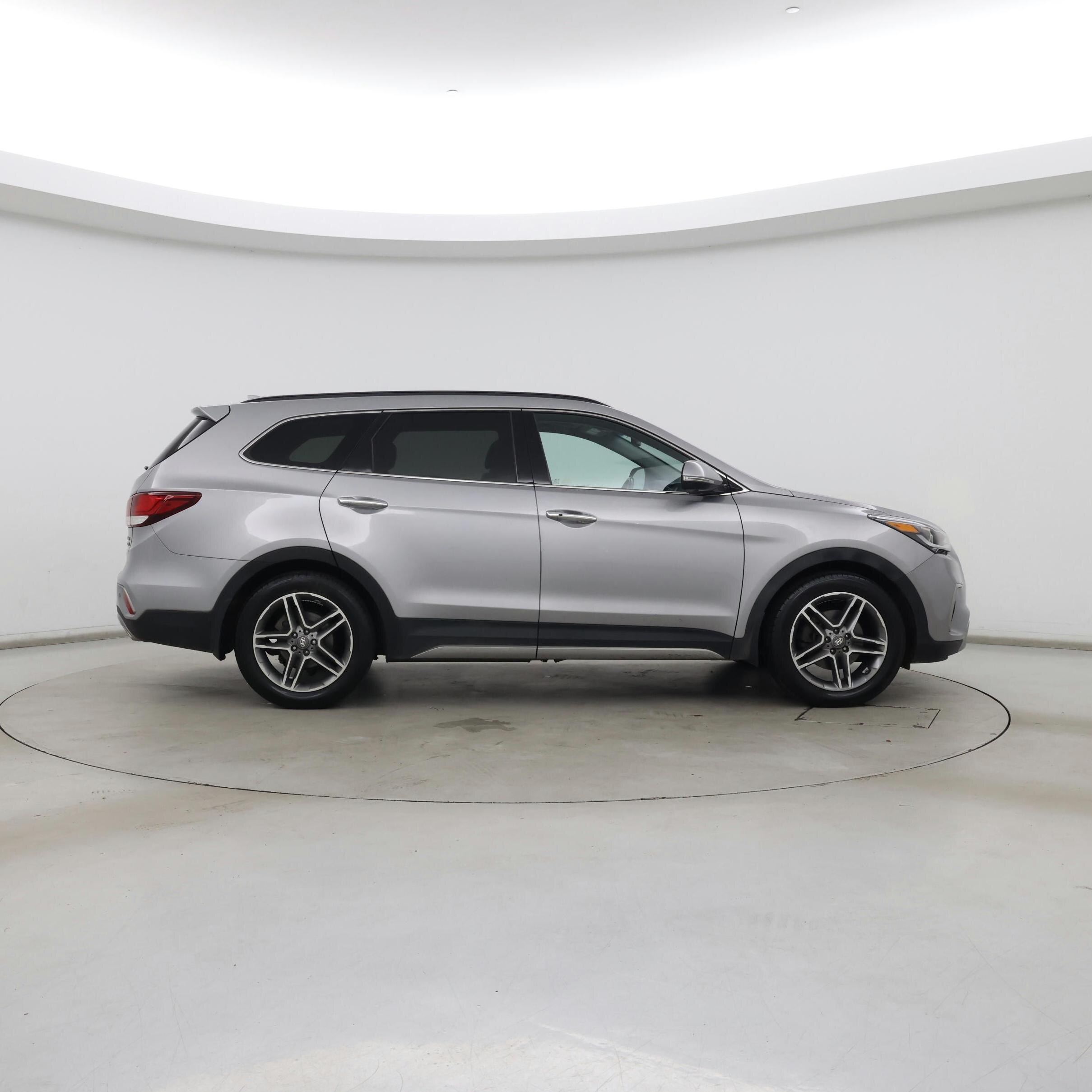 Thumbnail: 2017 Hyundai Santa Fe - 7
