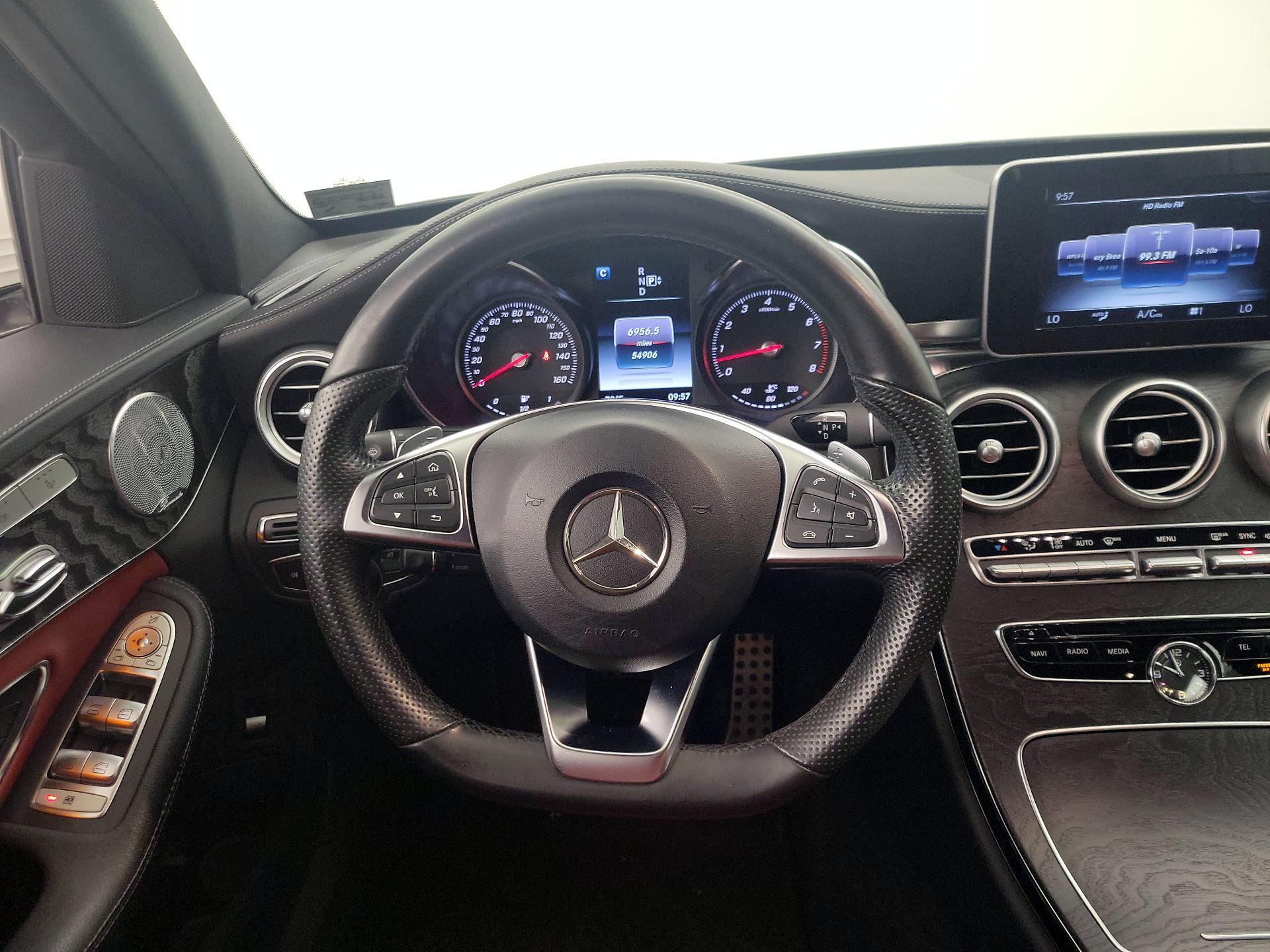 Thumbnail: 2015 Mercedes-Benz C-Class - 10